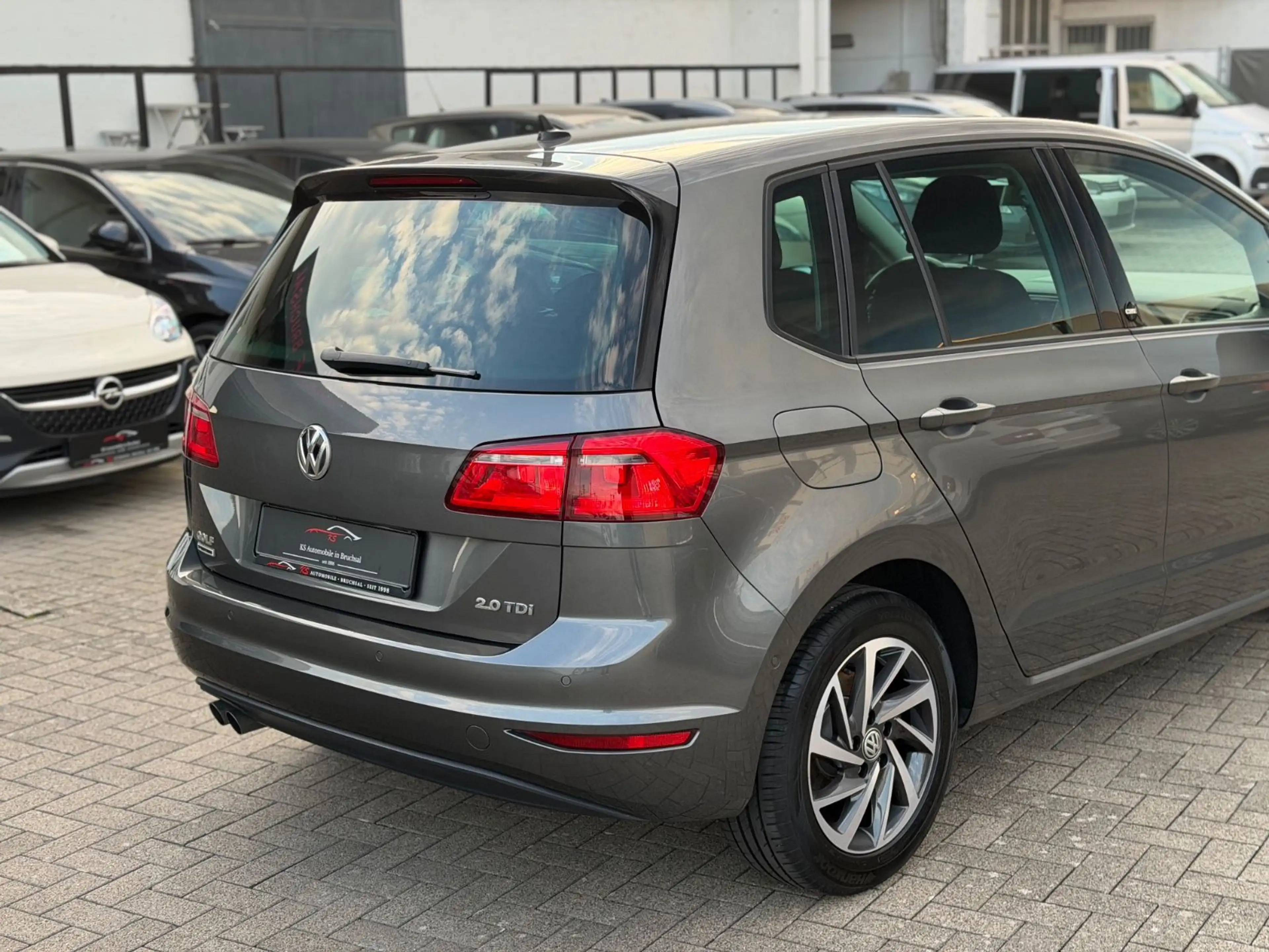Volkswagen Golf Sportsvan VII 2.0 TDI Sound DSG*ACC*1.Hand* — photo 9