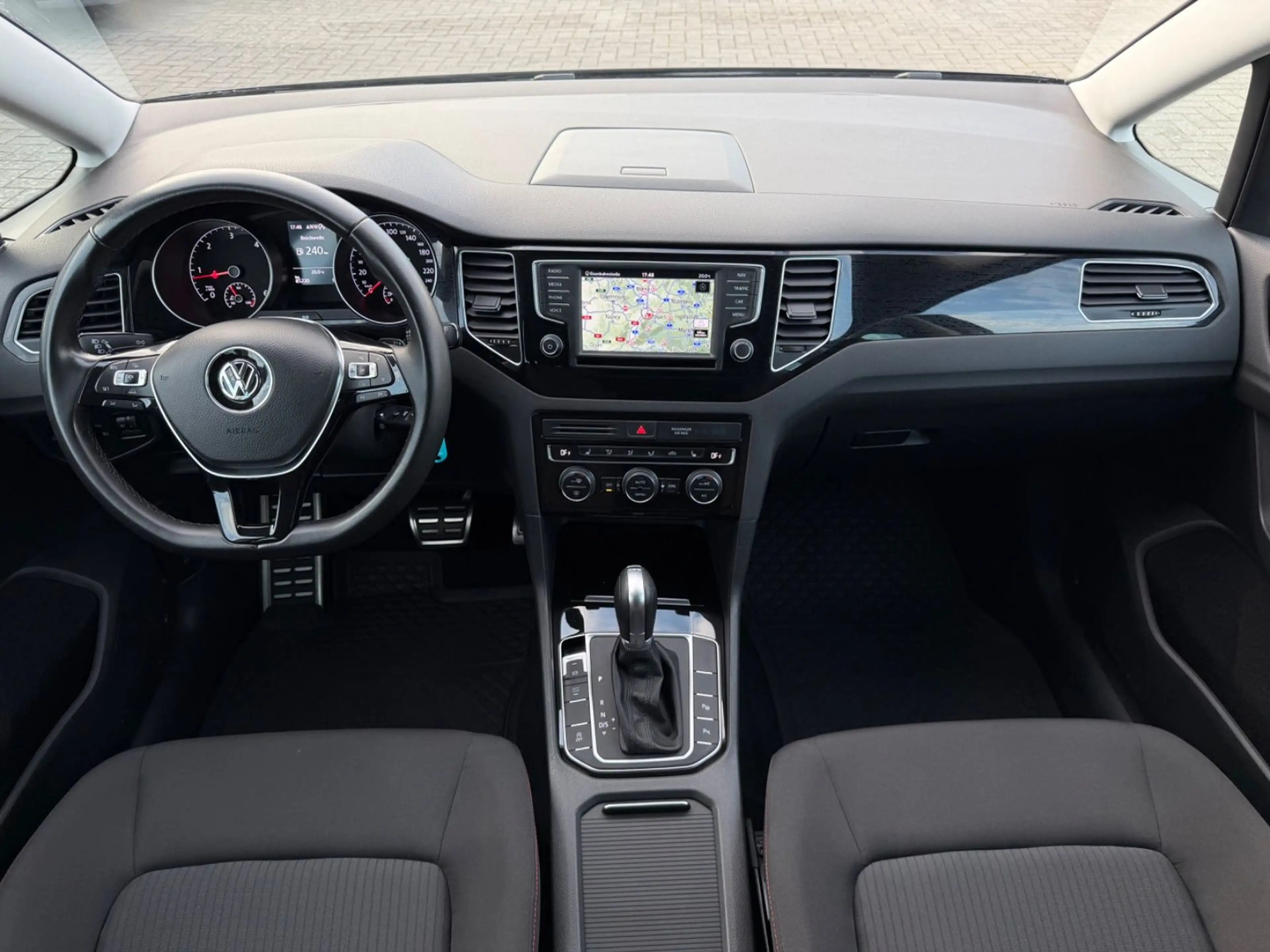 Volkswagen Golf Sportsvan VII 2.0 TDI Sound DSG*ACC*1.Hand* — photo 20