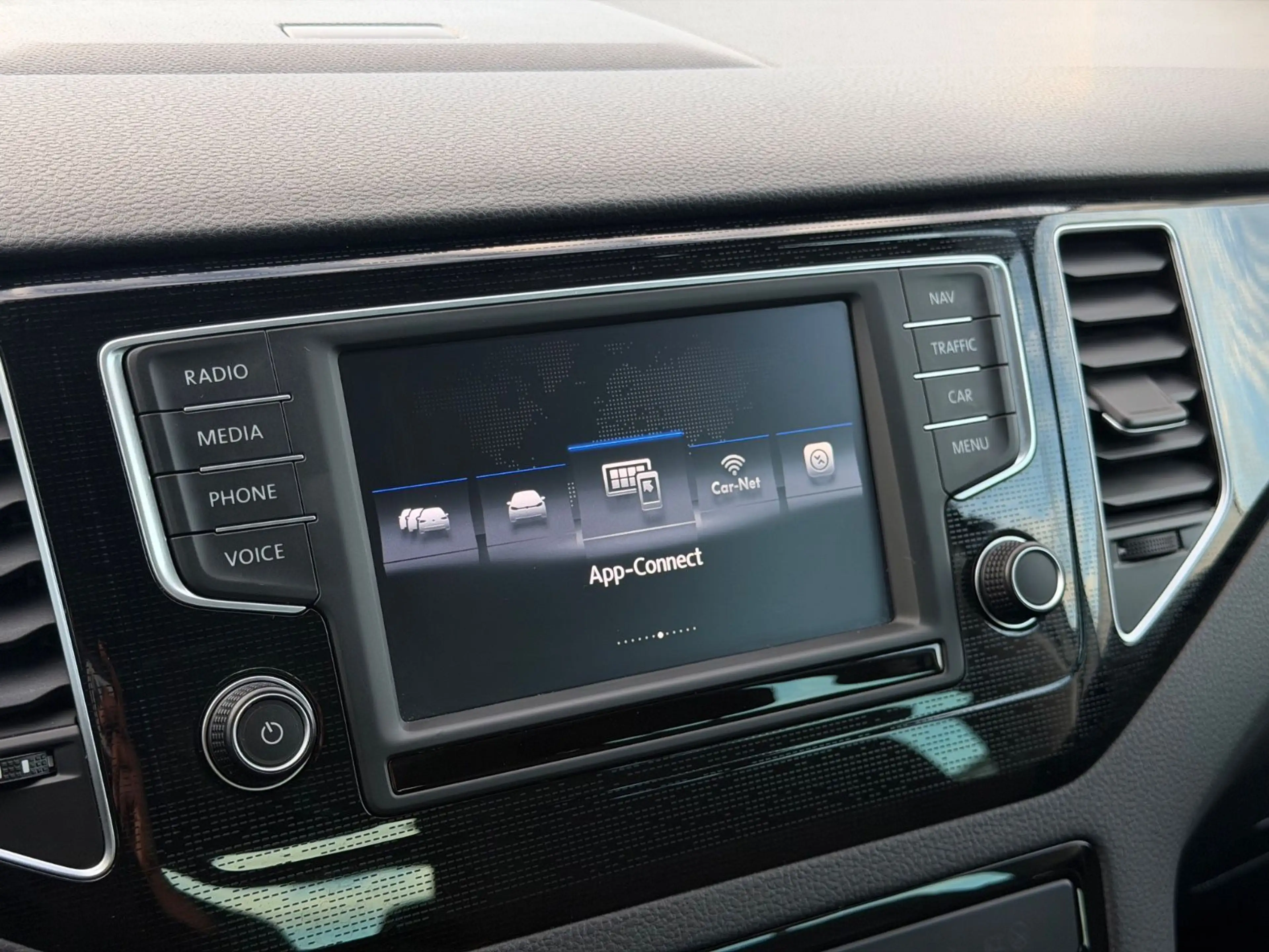 Volkswagen Golf Sportsvan VII 2.0 TDI Sound DSG*ACC*1.Hand* — photo 27