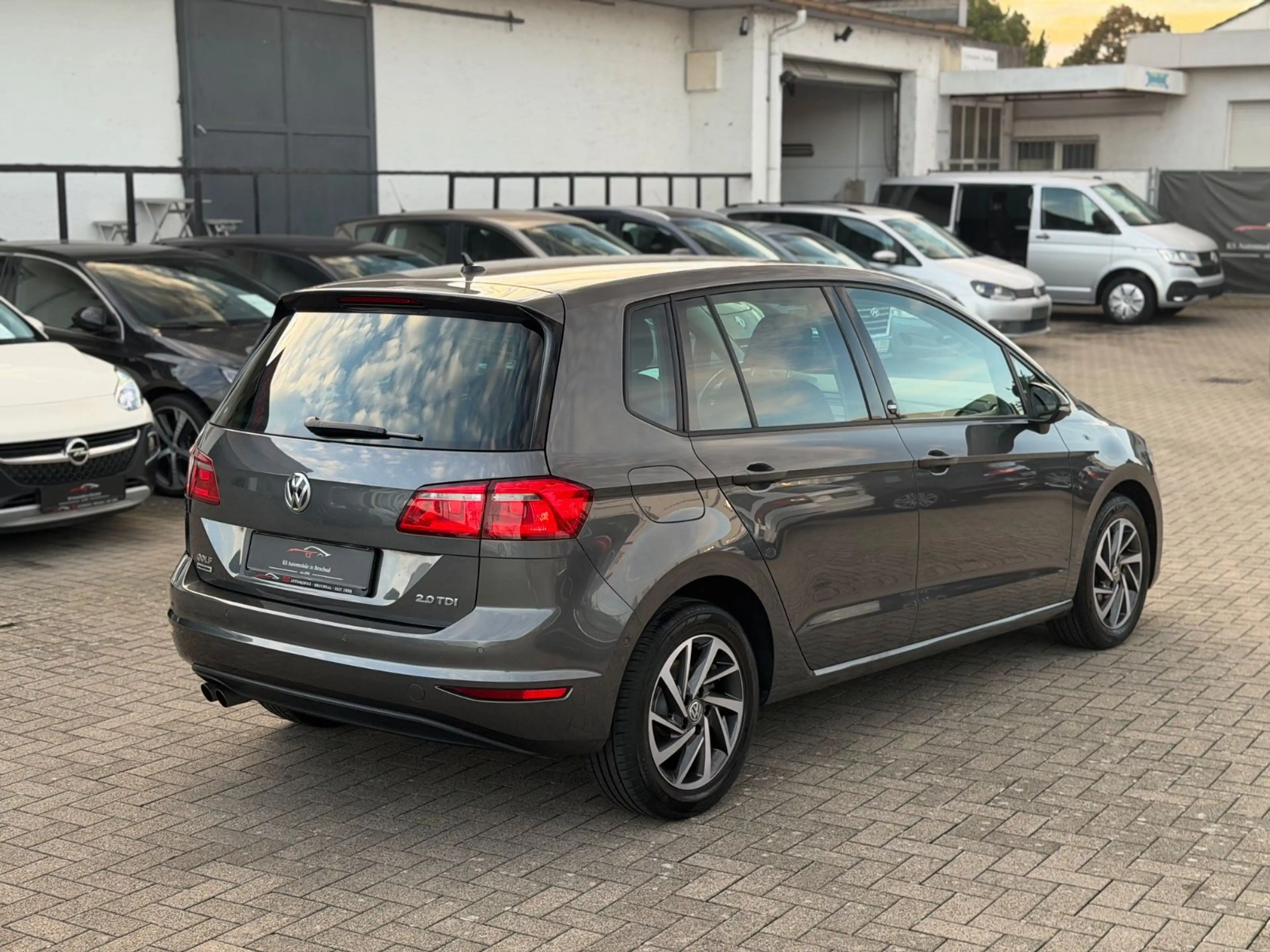Volkswagen Golf Sportsvan VII 2.0 TDI Sound DSG*ACC*1.Hand* — photo 42