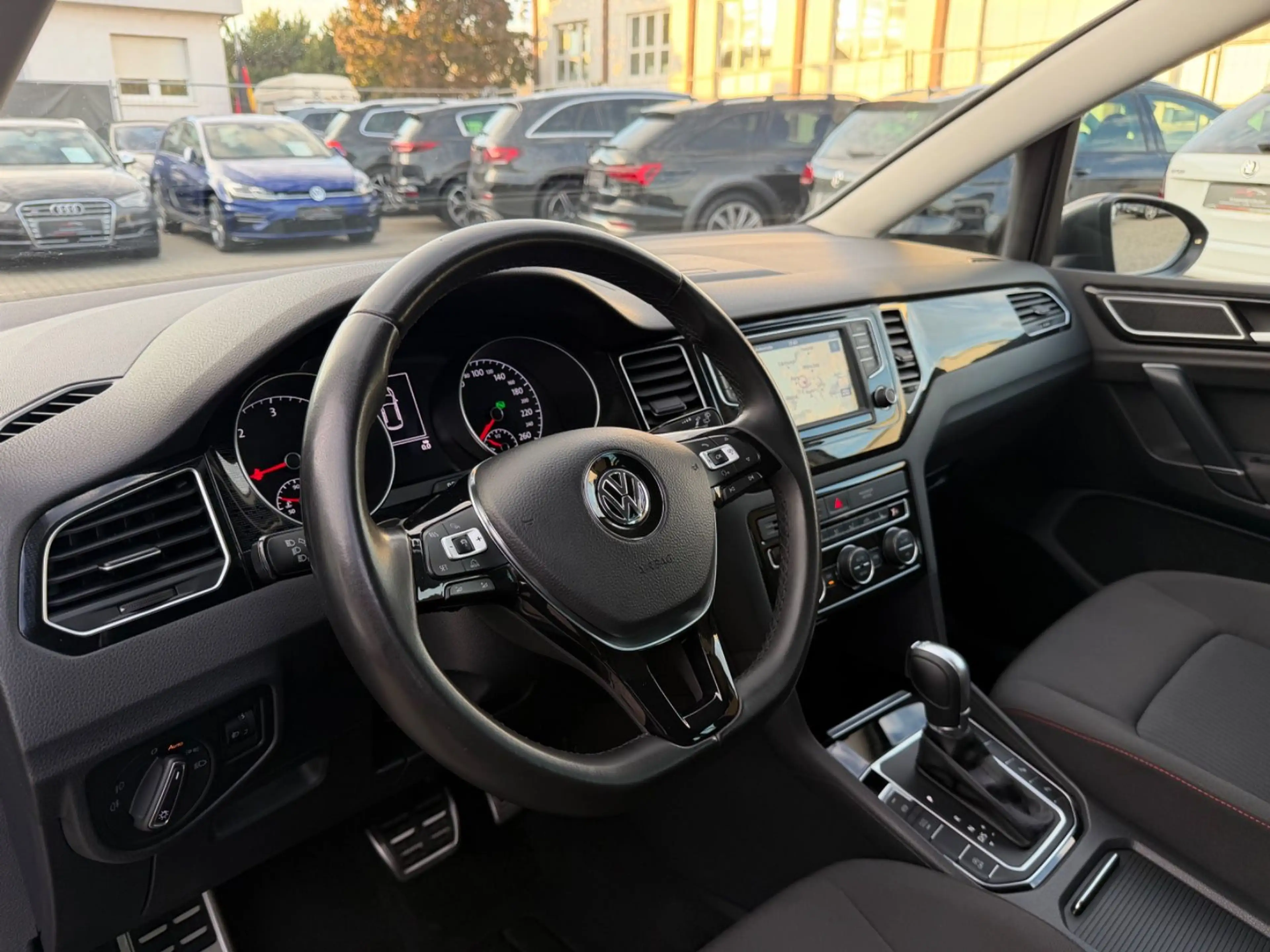 Volkswagen Golf Sportsvan VII 2.0 TDI Sound DSG*ACC*1.Hand* — photo 13