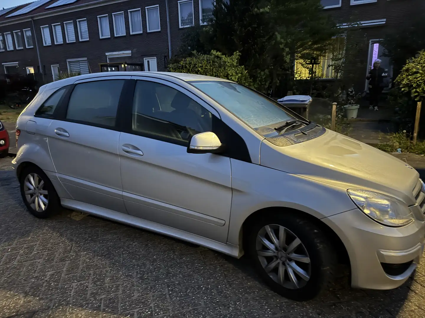 Mercedes-Benz B 160 Business Cl. Gümüş rengi - 1