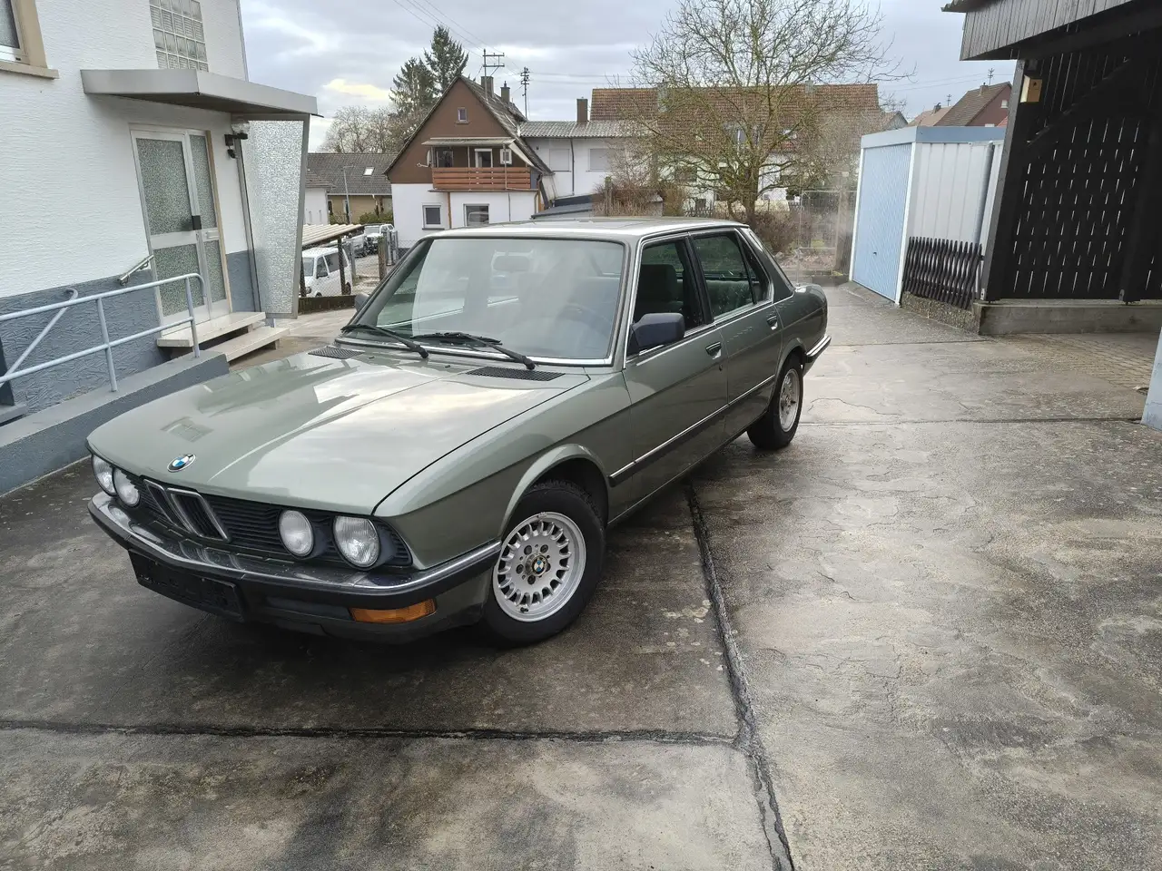 BMW 5 Series 525 1985