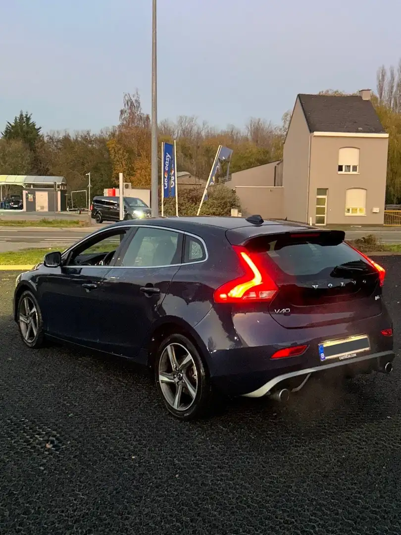 Volvo V40 D3 R-Design FULL OPTION Blauw - 2