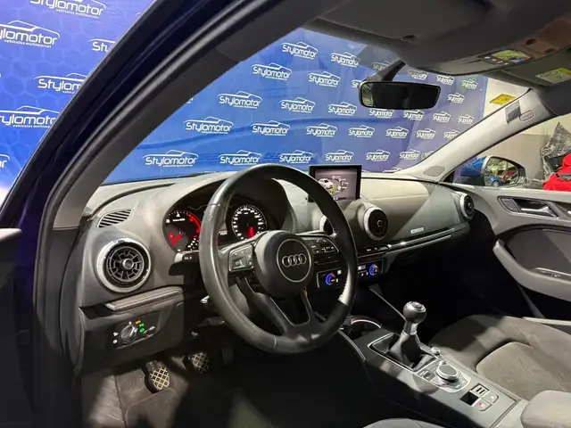 Audi A3 view 21