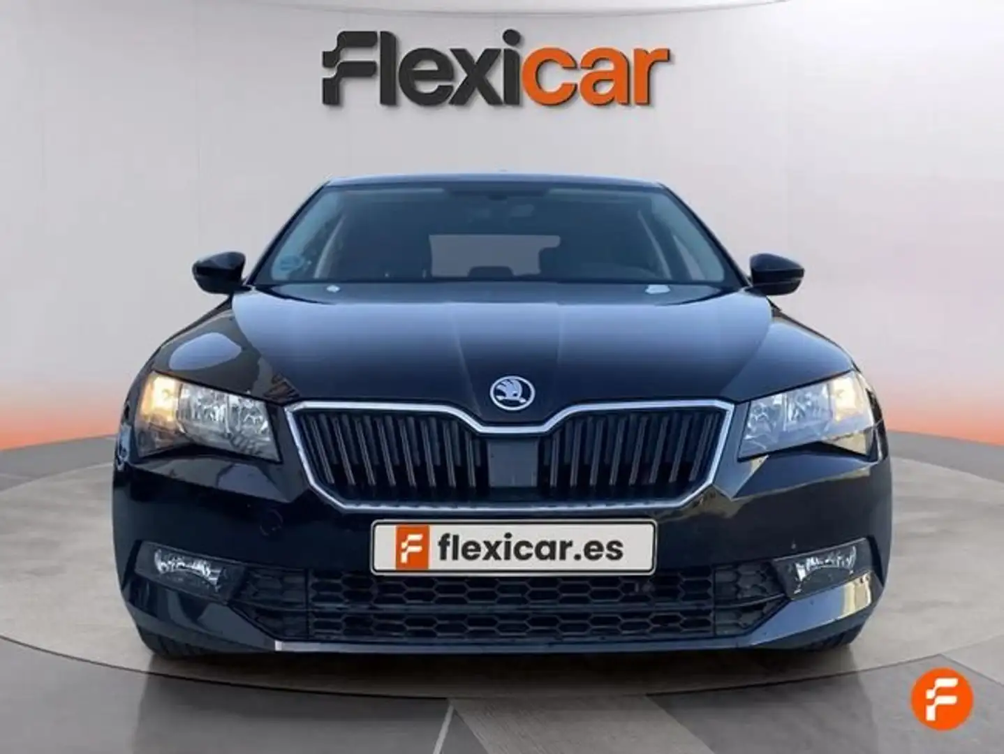 Skoda Superb Combi 2.0TDI Active DSG6 110kW Noir - 2