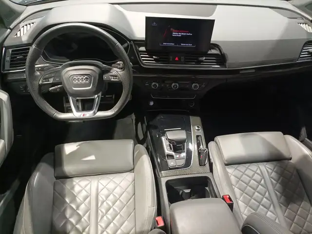 Audi SQ5 view 14