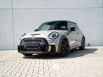 FULL JCW KIT | 1J GARANTIE | ZETELVERW. | ACHTERUITRIJCAM. | APPLE CARPLAY | ALCANTARA ZETELS | CRUISE CONT.