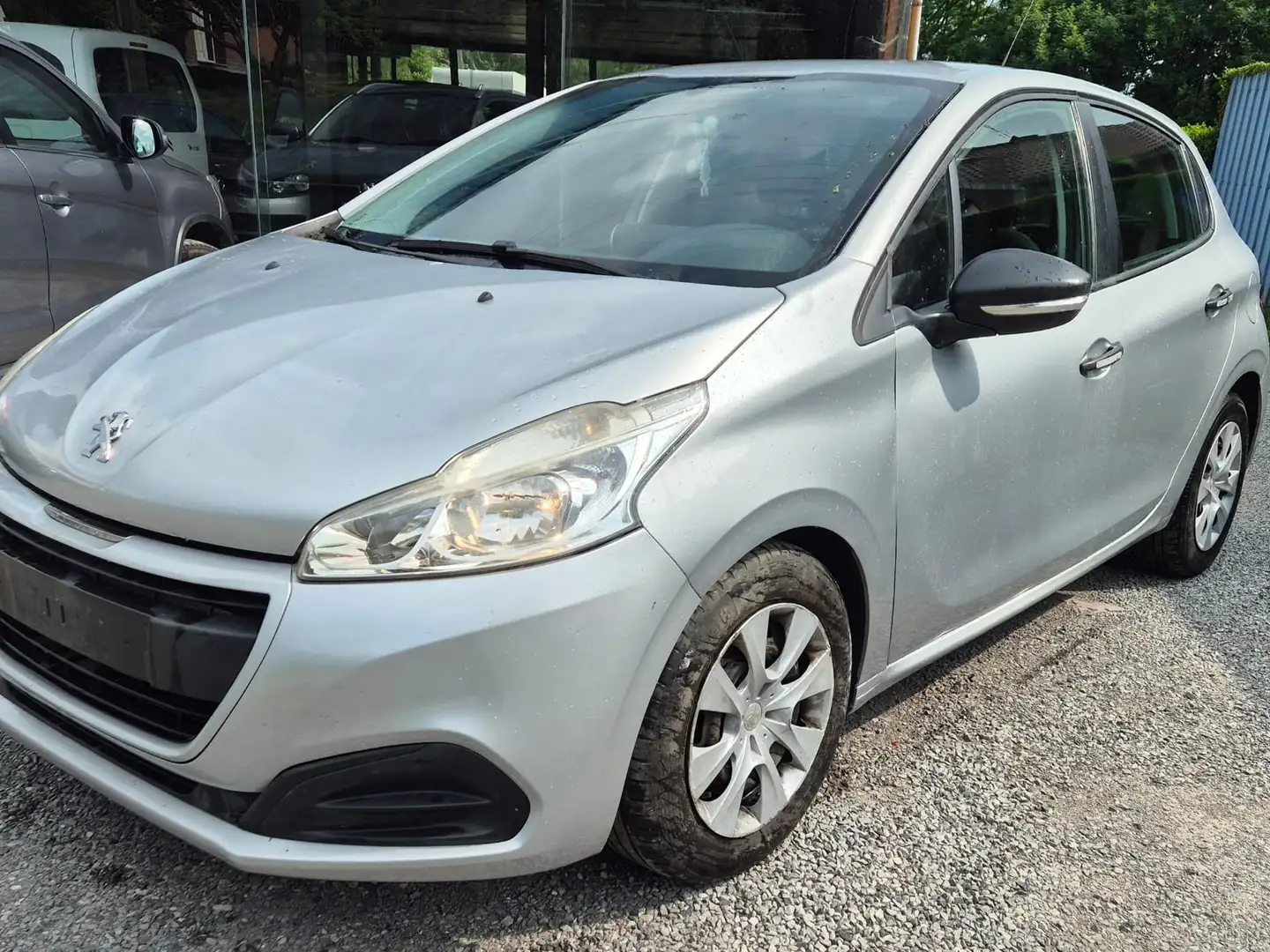 Peugeot 208 208 1.6 BlueHDi Allure Argent - 2