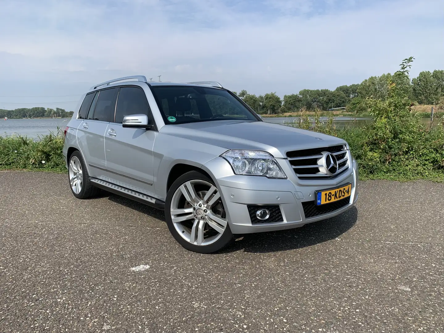 Mercedes-Benz GLK 320 4-Matic Grau - 1