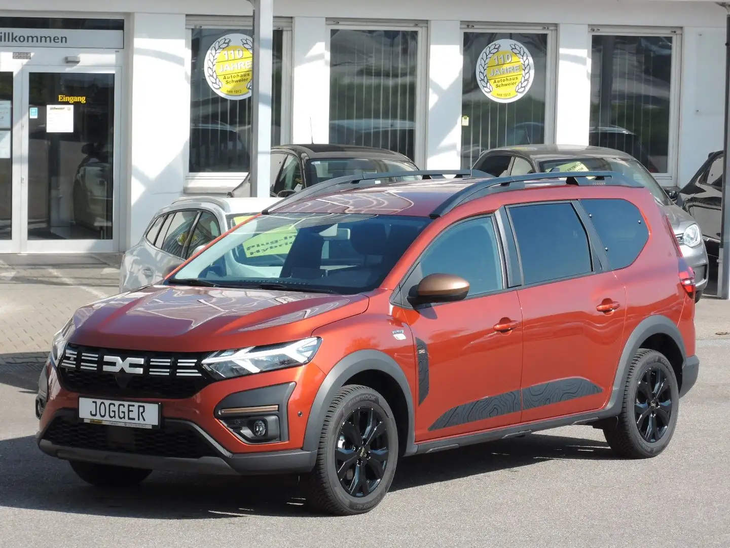 Dacia Jogger TCe 110 Extreme+ 7-Sitzer  GJR,SHZ,Kamera Hnědá - 1