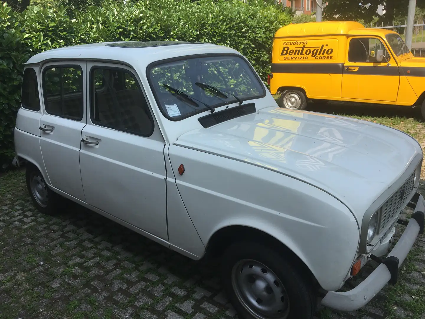 Renault R 4 R4 5p 850 Beyaz - 1