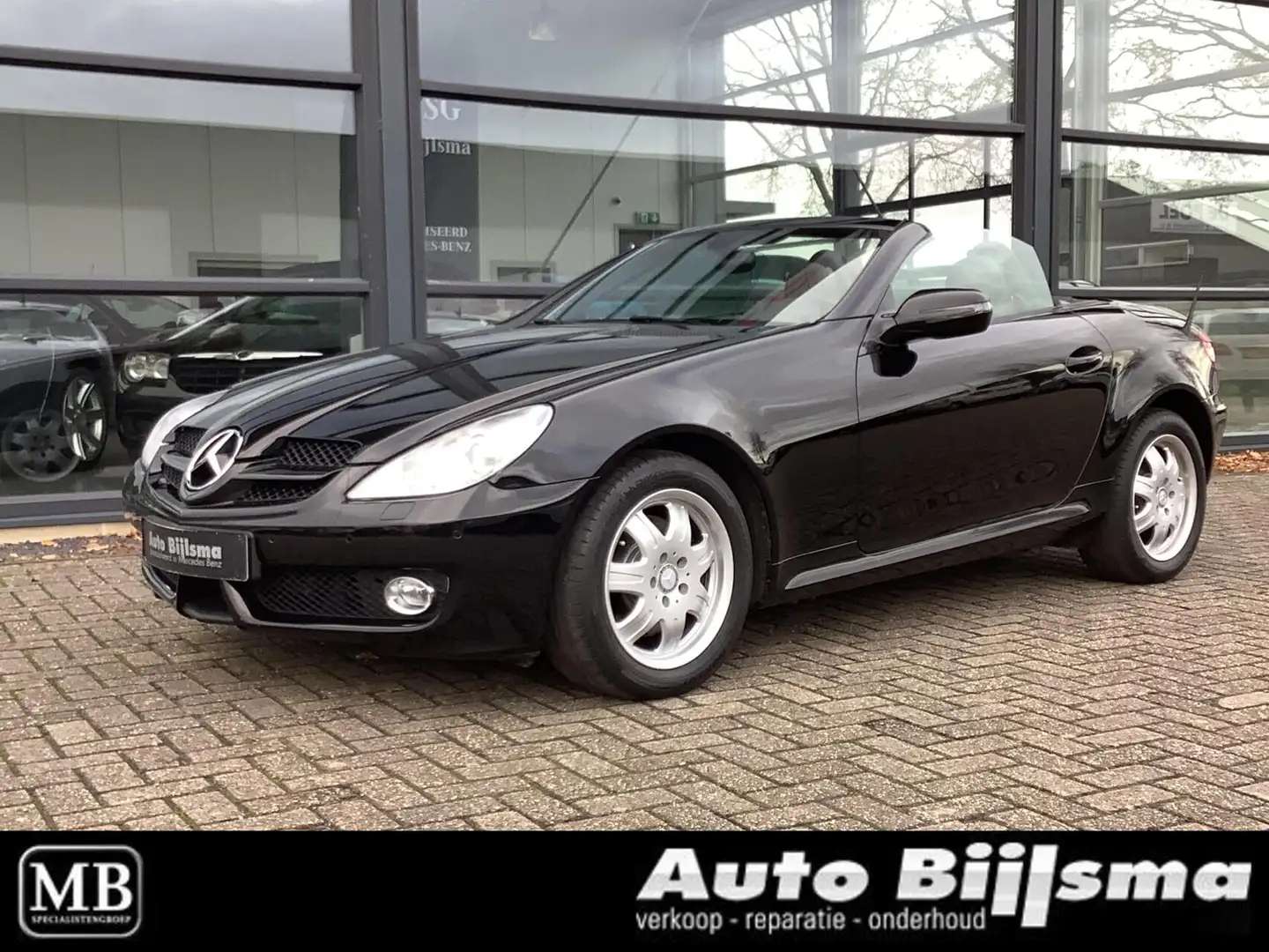 Mercedes-Benz SLK 200 K. Xenon, navi, nekverwarming, lederen bekleding Zwart - 1