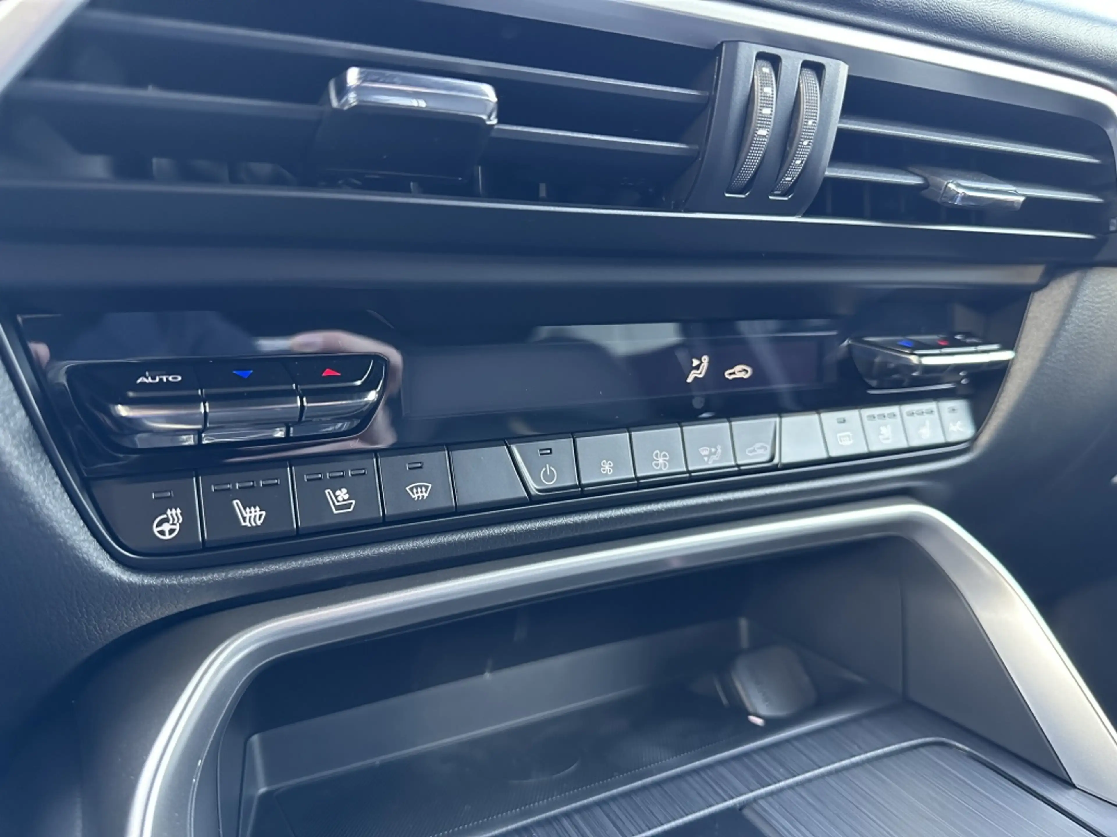 Mazda CX-60 2.5 PHEV Homura Business edition — photo 13