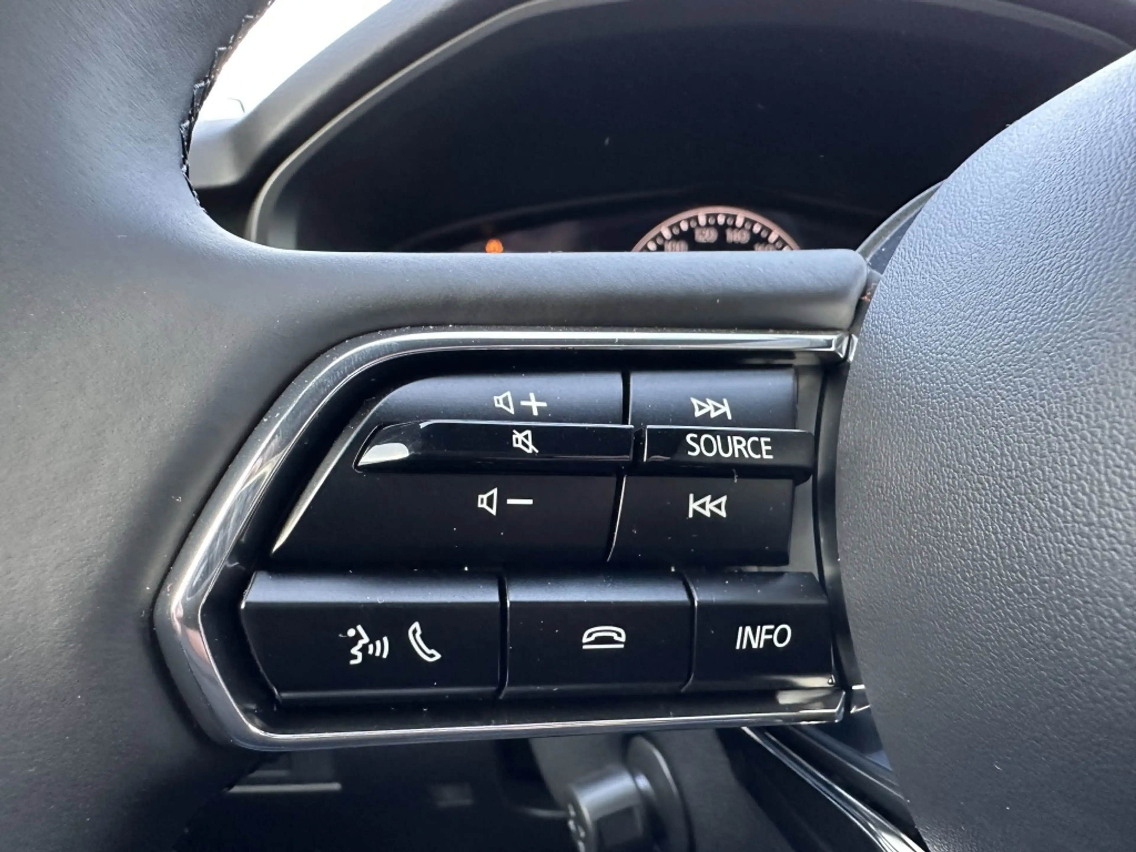 Mazda CX-60 2.5 PHEV Homura Business edition — photo 7