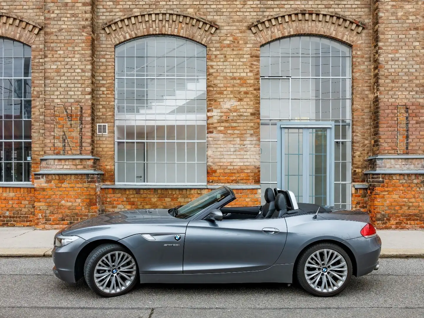 BMW Z4 sDrive 20i Silber - 2