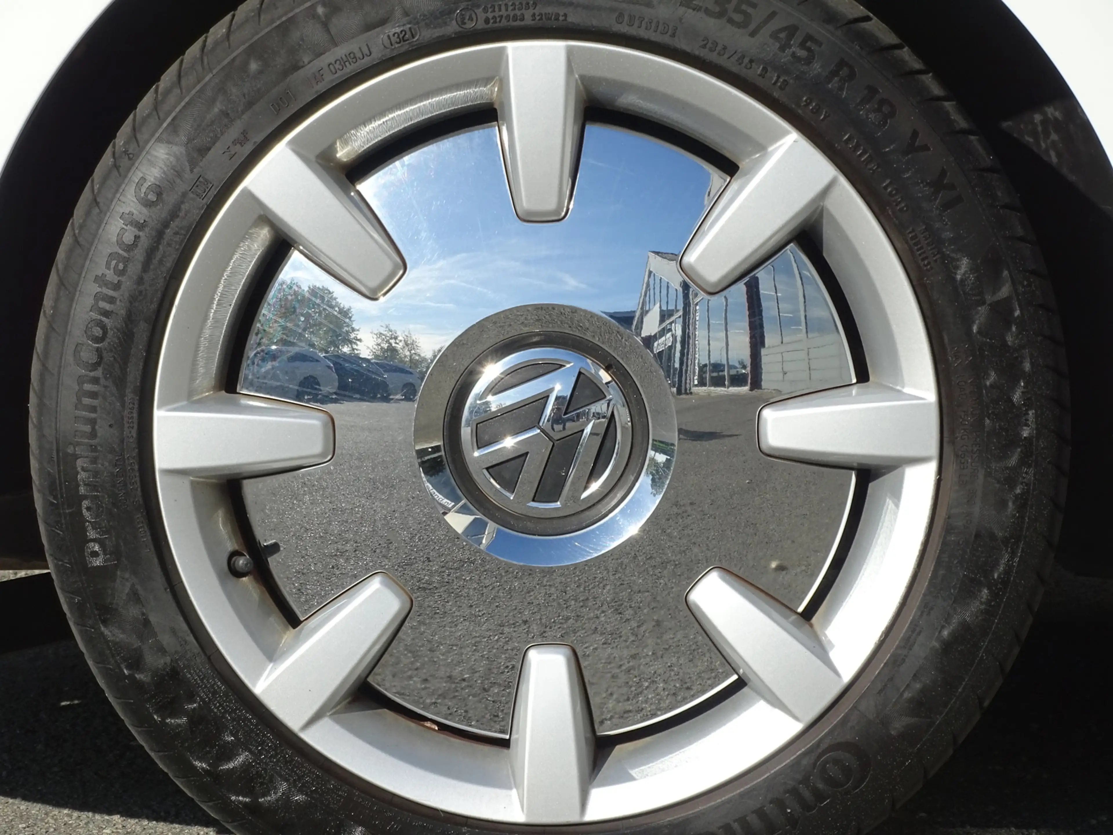 Volkswagen Beetle Cabriolet 1.2 TSI Design BlueMotion — photo 12