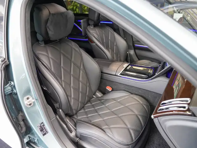 Mercedes-Benz S-Class view 8