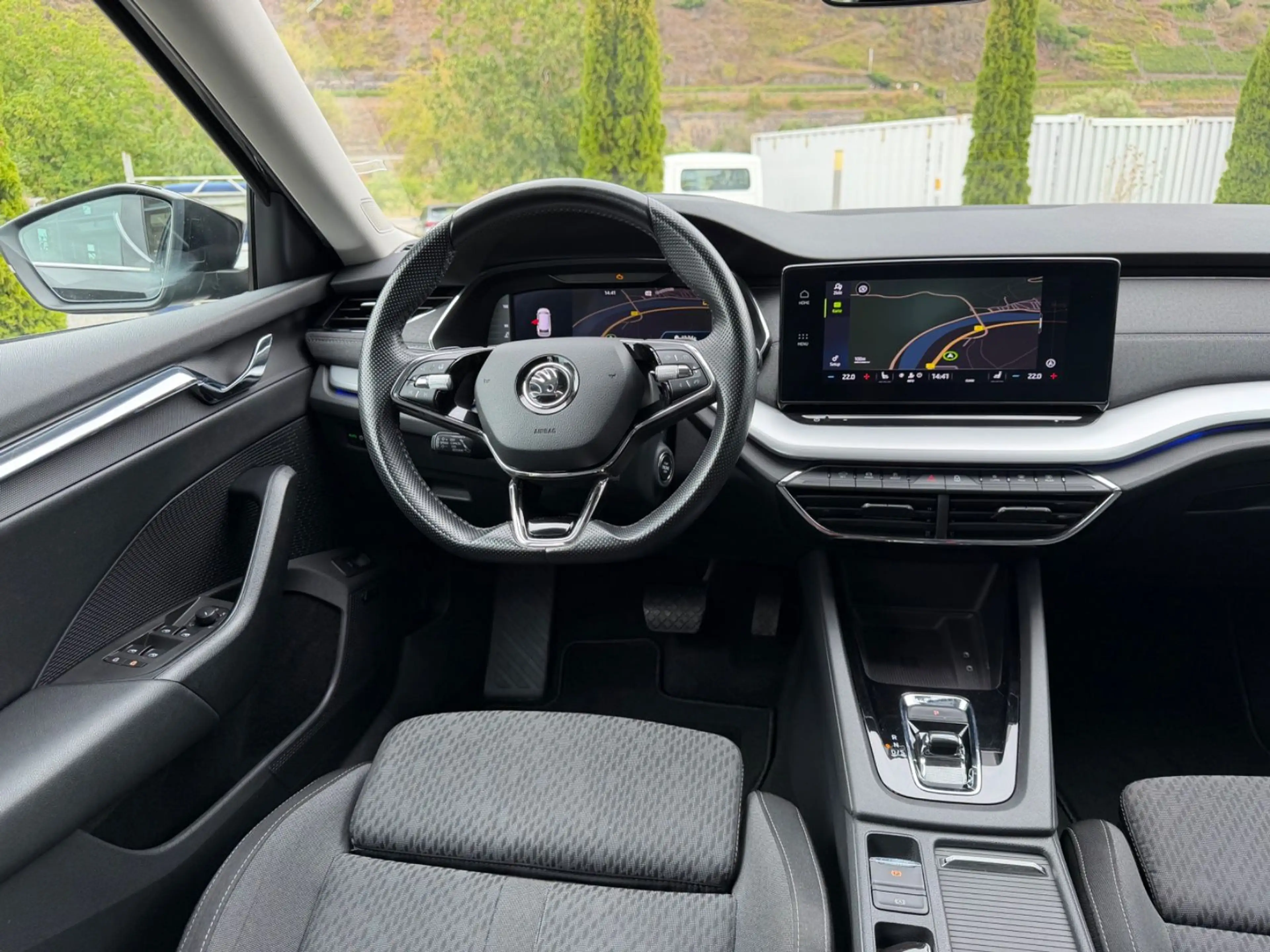Skoda Octavia Combi Style *Standheizung* — photo 10