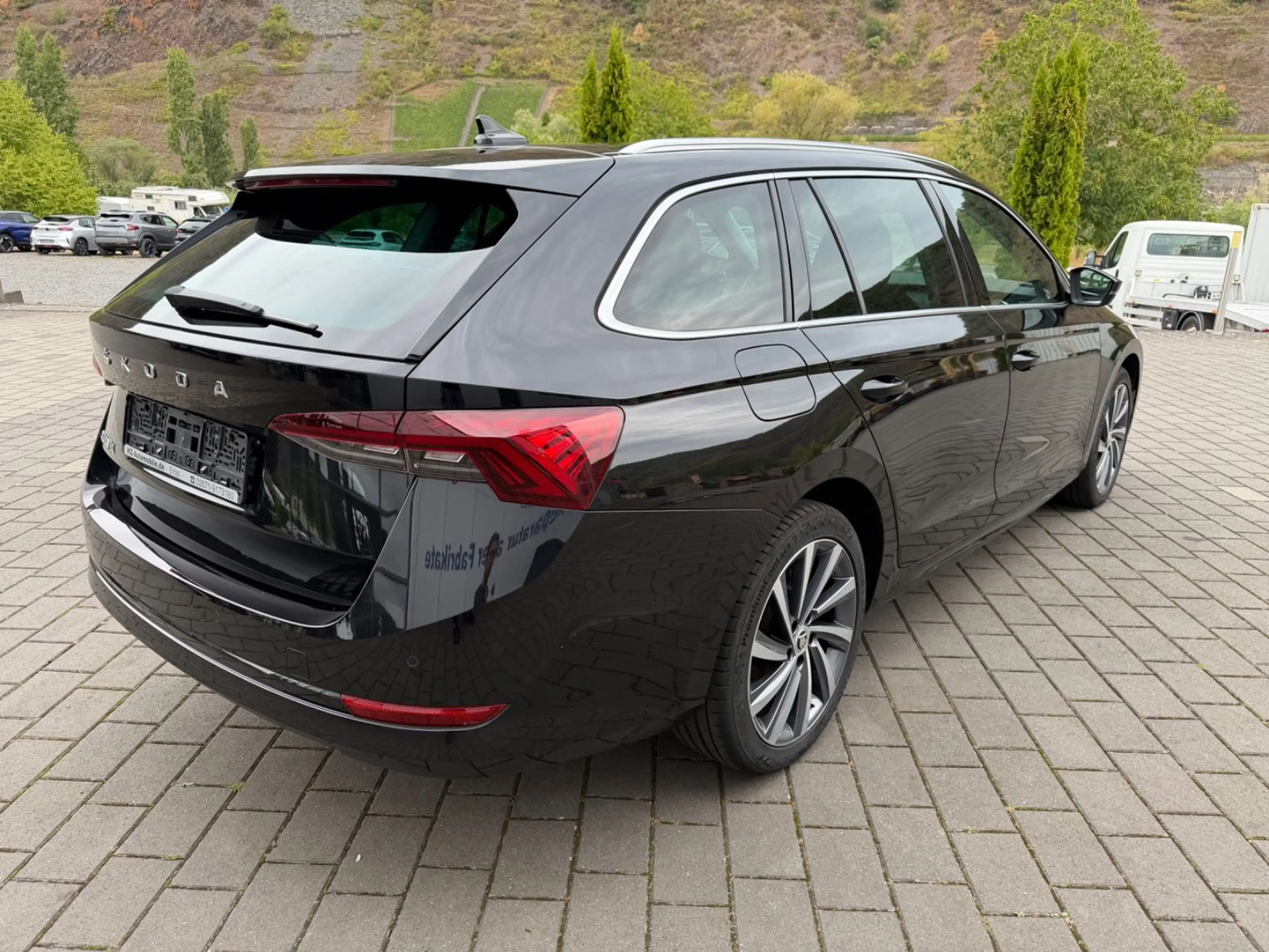 Skoda Octavia Combi Style *Standheizung* — photo 4