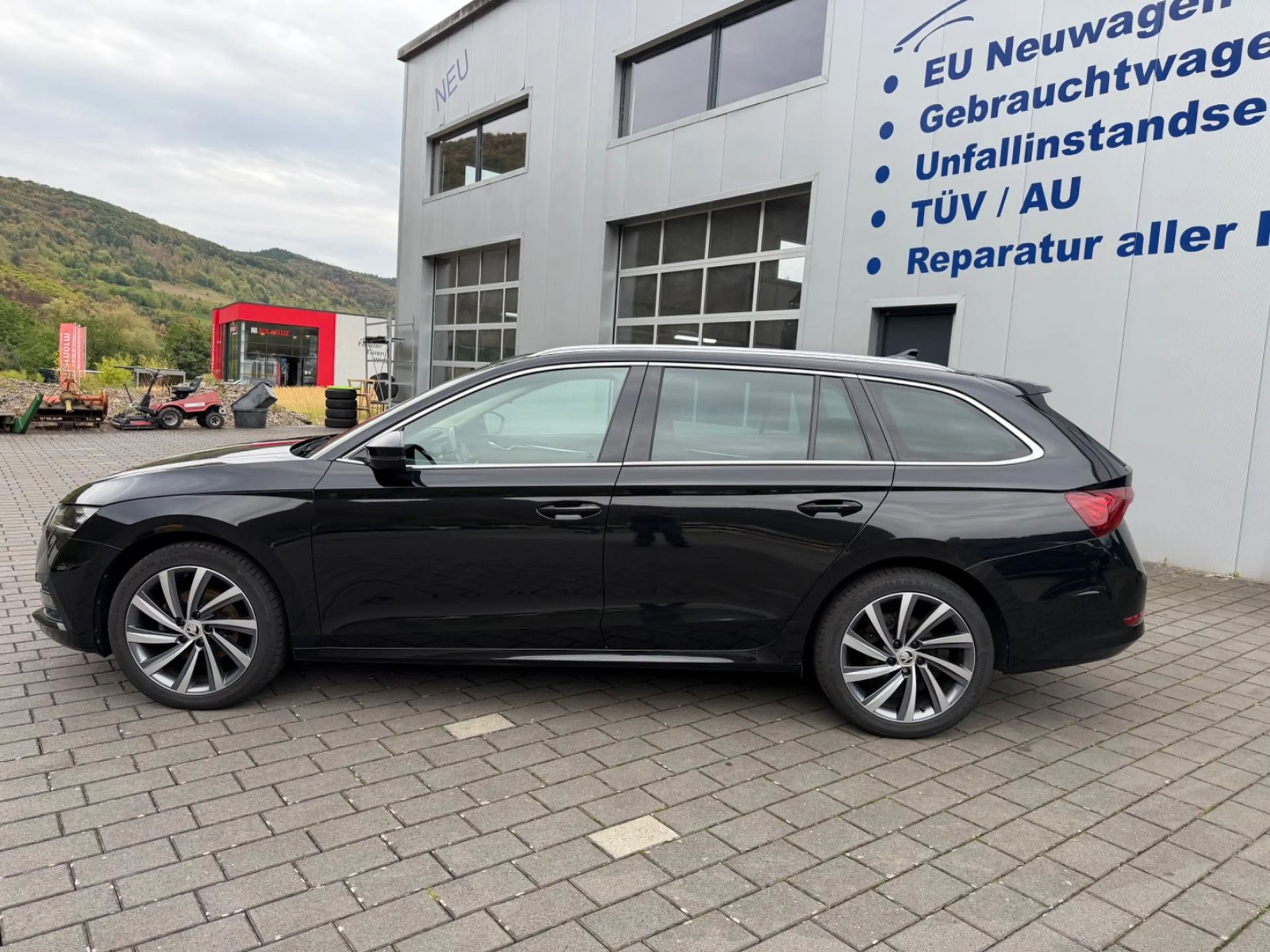 Skoda Octavia Combi Style *Standheizung* — photo 2