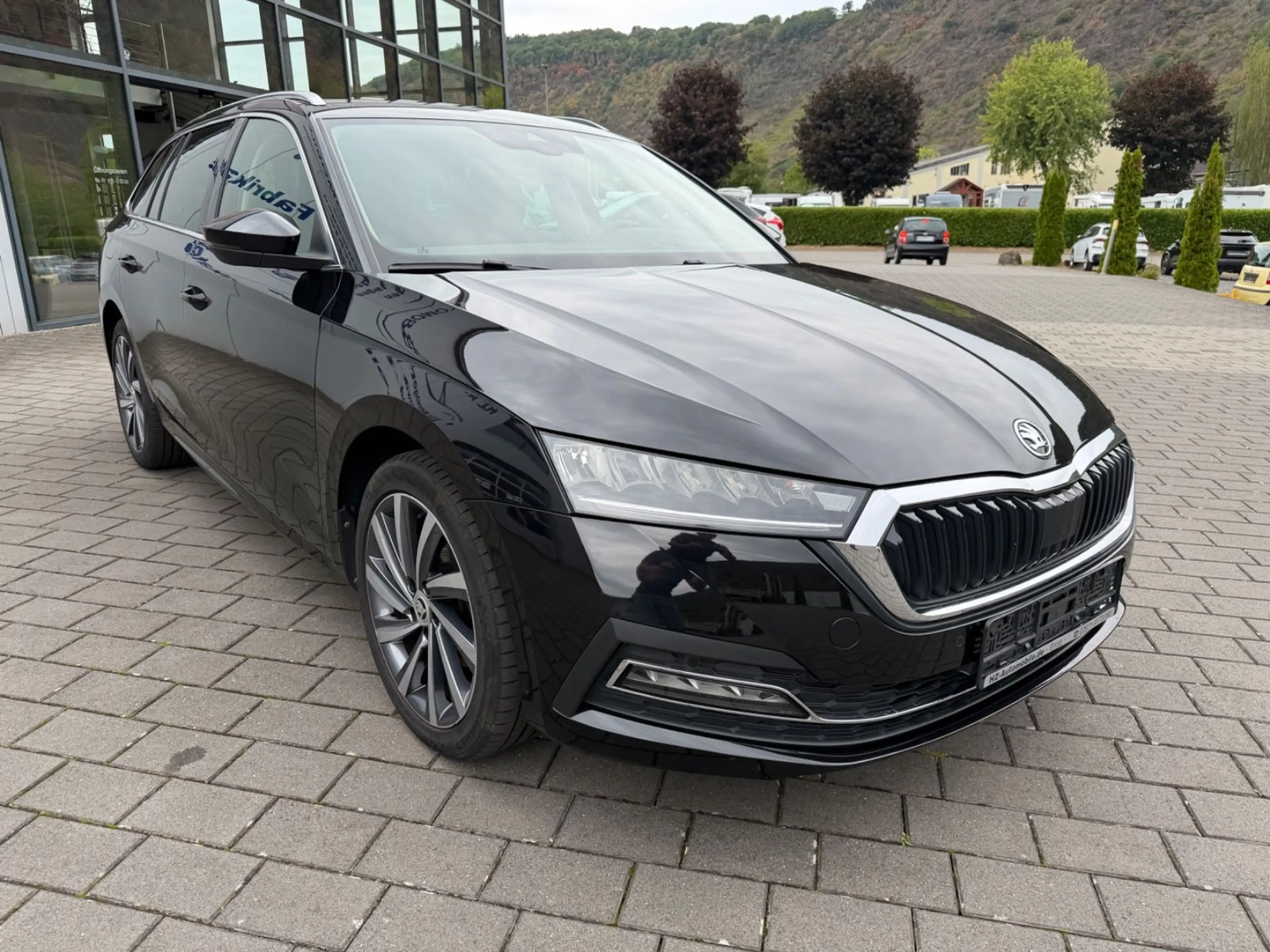 Skoda Octavia Combi Style *Standheizung* — photo 6
