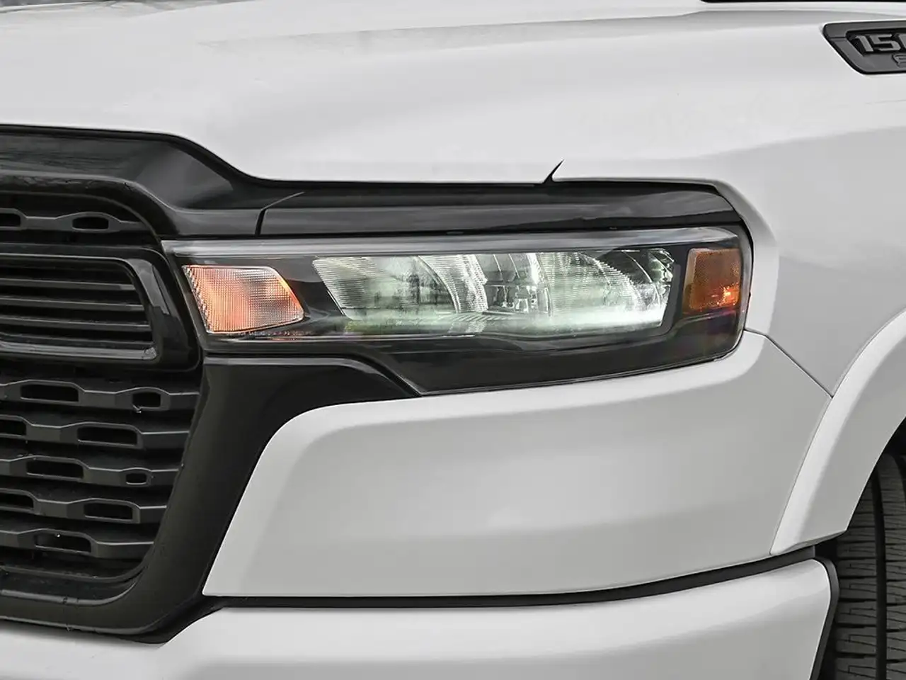 RAM 1500 снимка RAM 1500