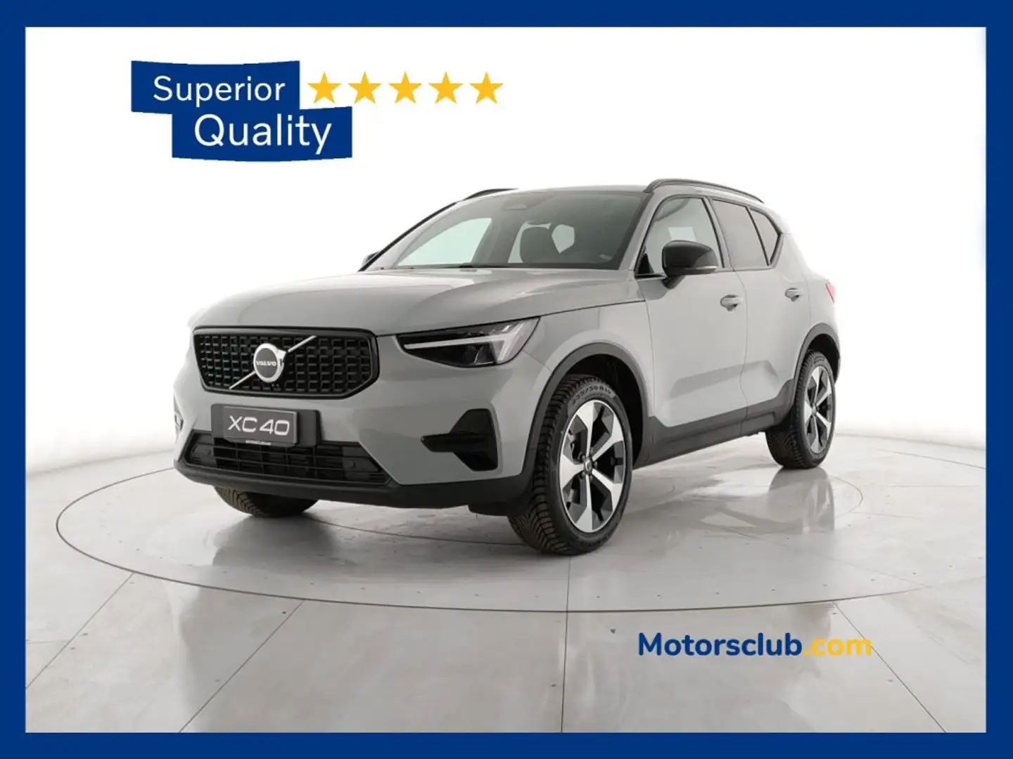 Volvo XC40 B4 automatico Plus Dark - Pronta Consegna Argento - 1