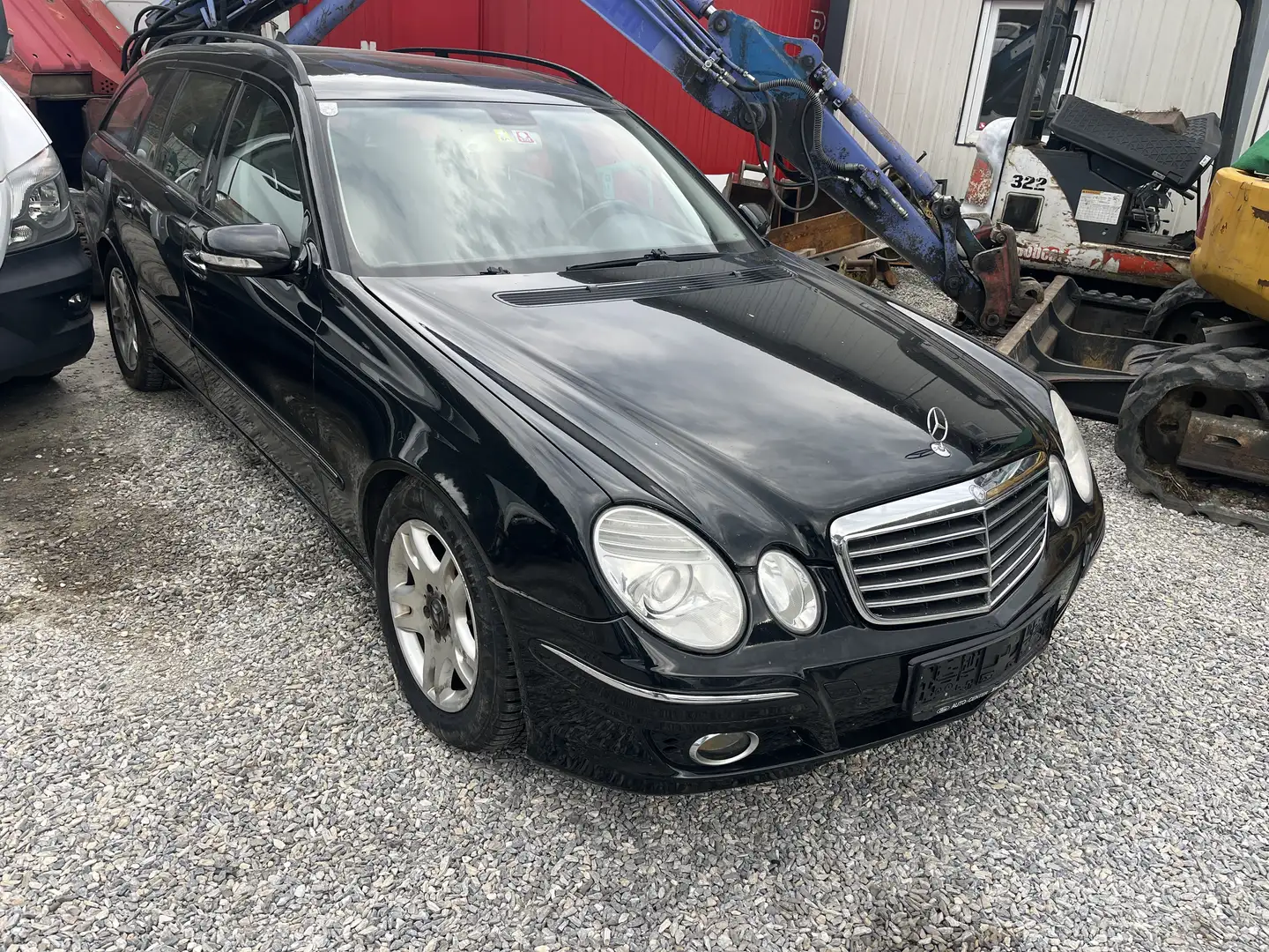 Mercedes-Benz E 200 T Elegance A-Edition CDI Aut.Bastler/ Od Für Teil Schwarz - 1