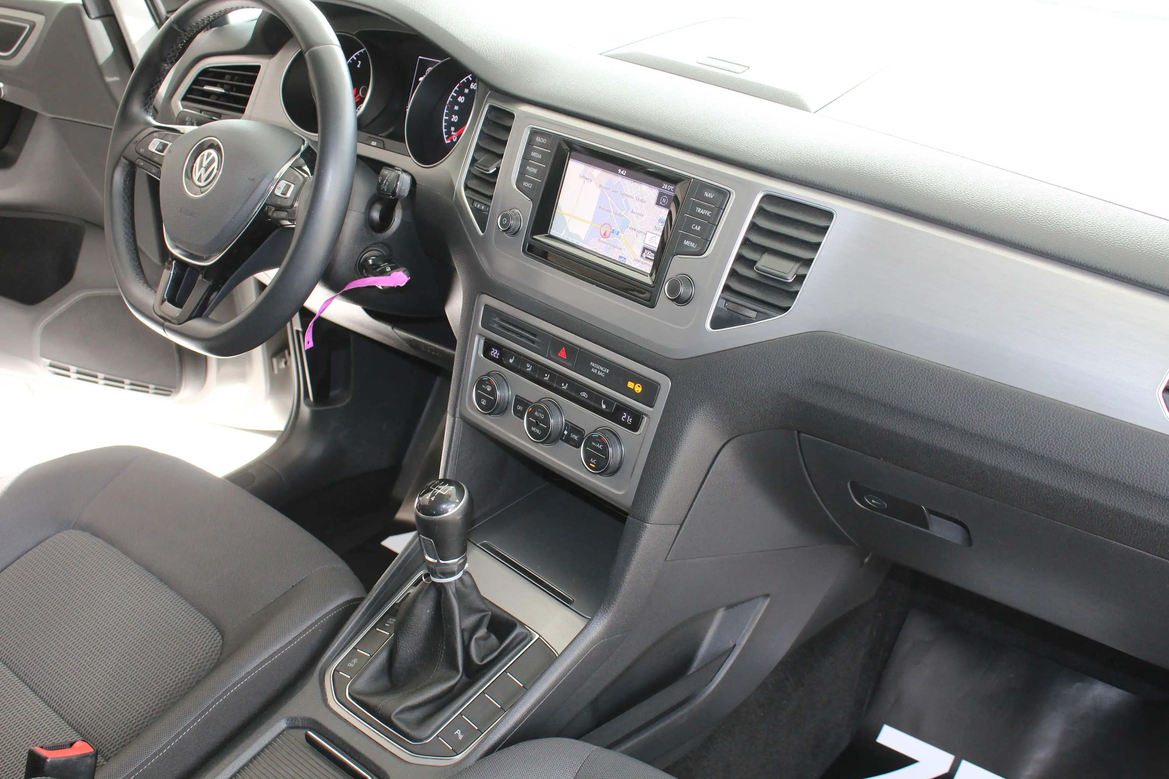 Volkswagen Golf Sportsvan Comfortline BMT/Start-Stop // NAVI // Sitzheizung // Tempomat — photo 12