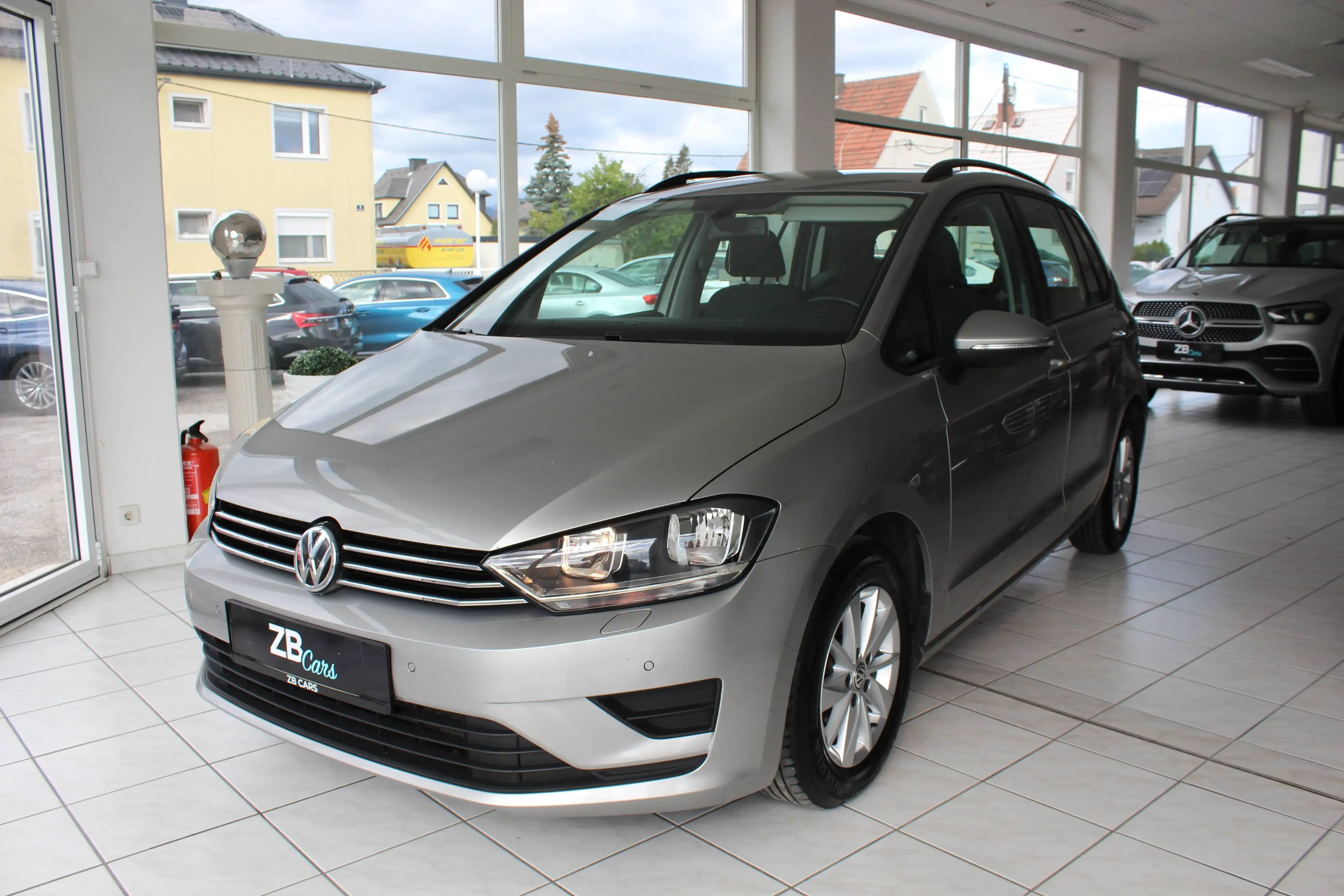 Volkswagen Golf Sportsvan Comfortline BMT/Start-Stop // NAVI // Sitzheizung // Tempomat — photo 3