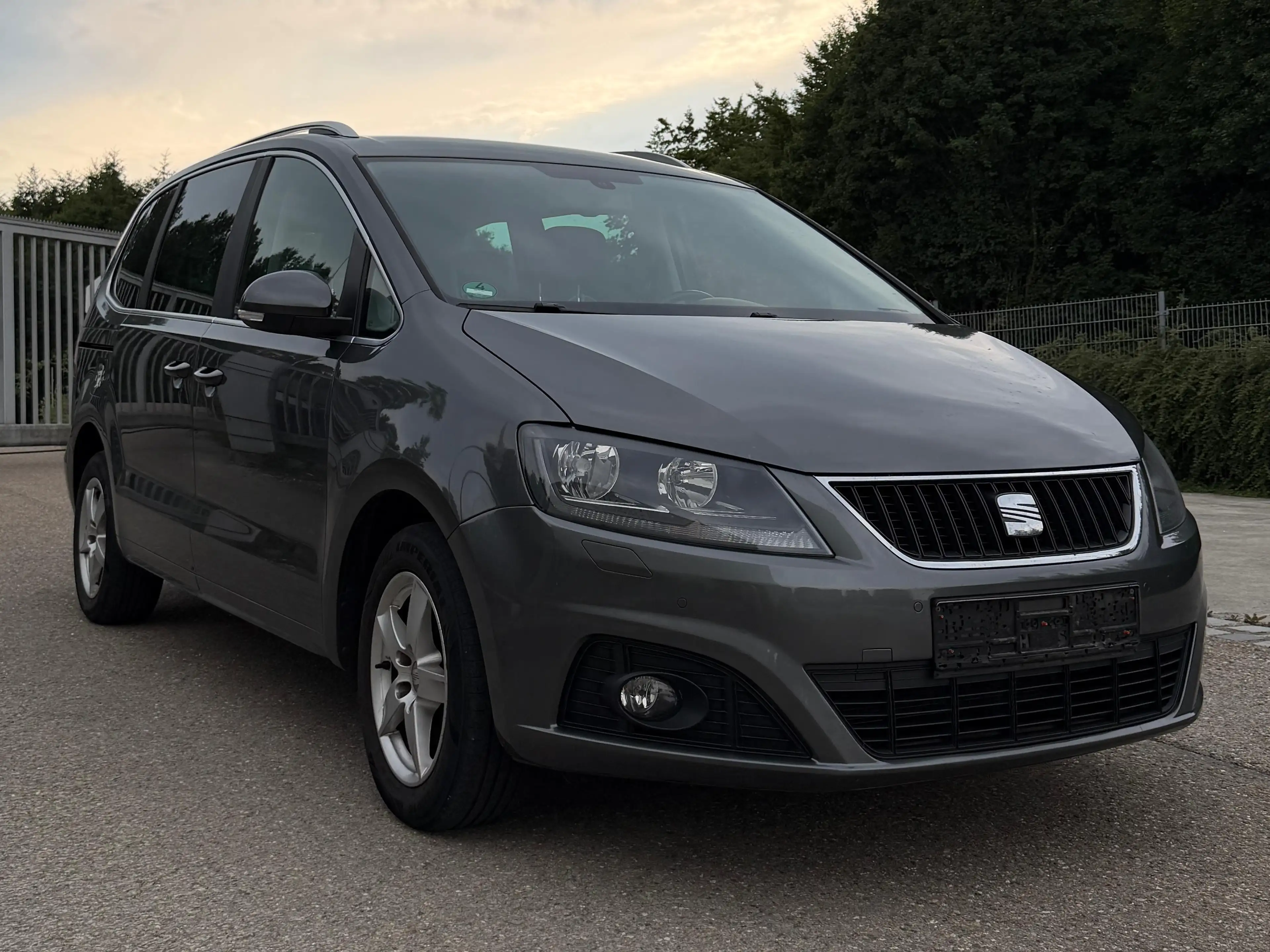 SEAT Alhambra Style Automatik 1.Hand tüv bis 02/28 — photo 5