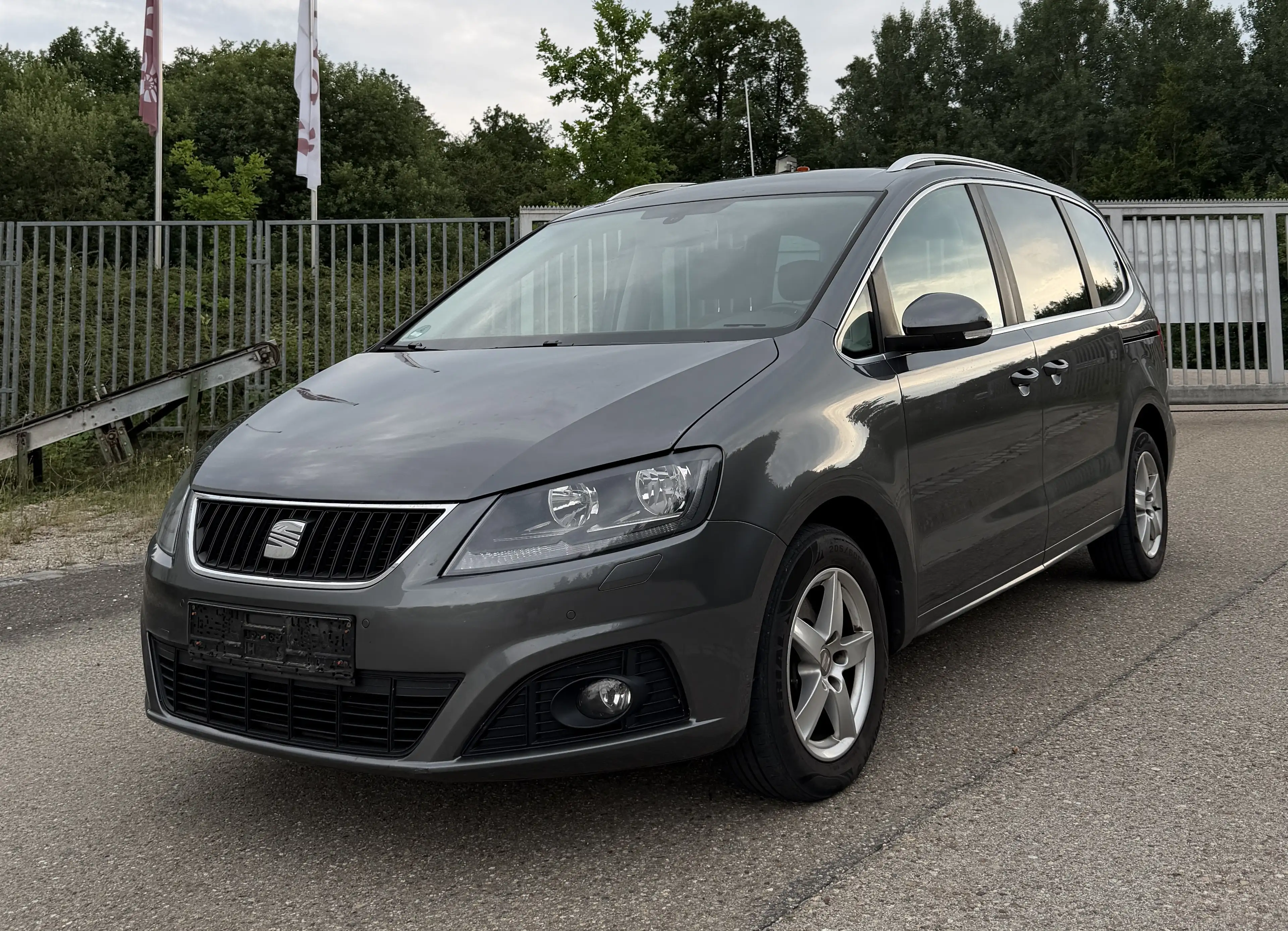 SEAT Alhambra Style Automatik 1.Hand tüv bis 02/28 — photo 2