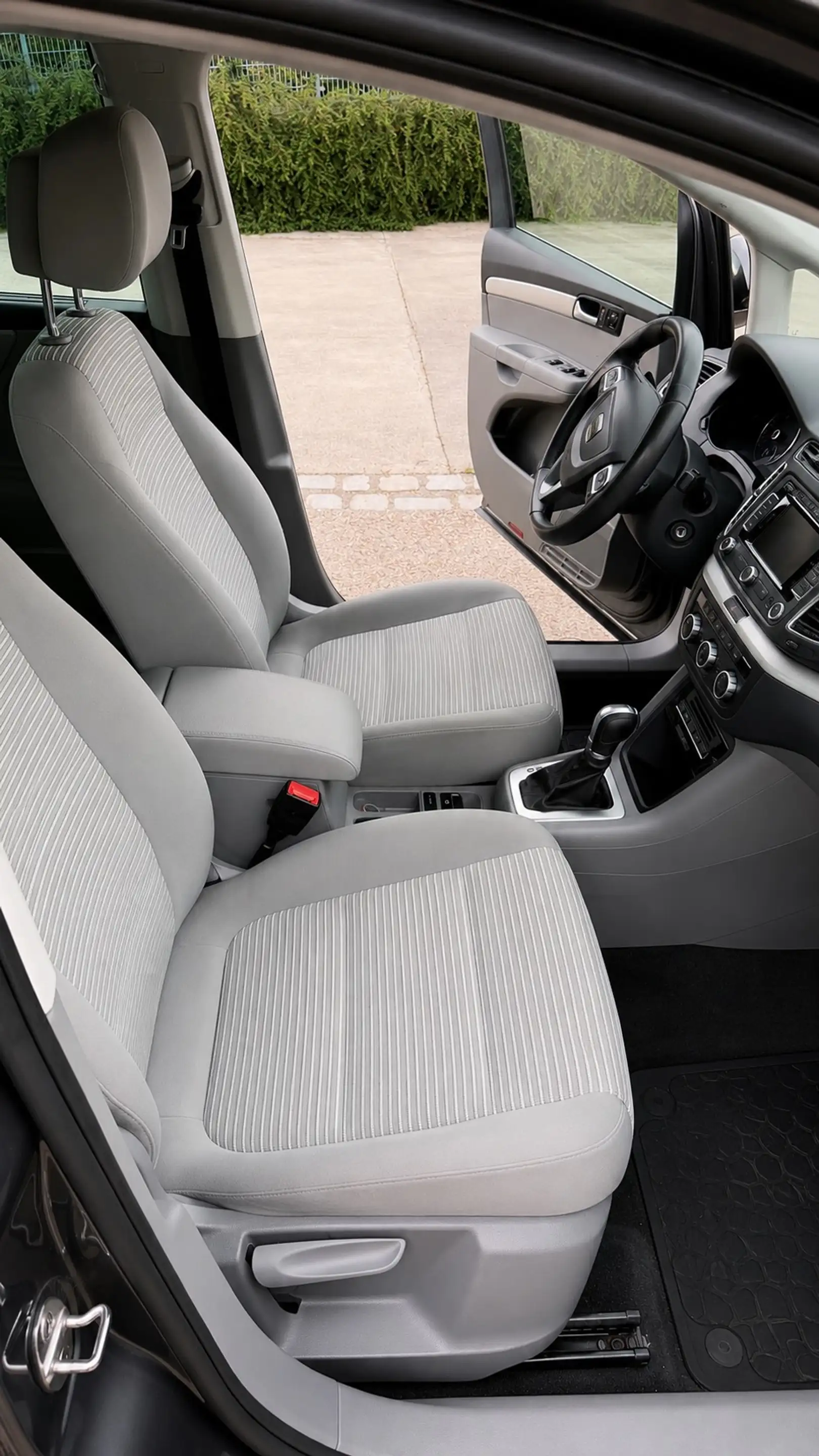 SEAT Alhambra Style Automatik 1.Hand tüv bis 02/28 — photo 10