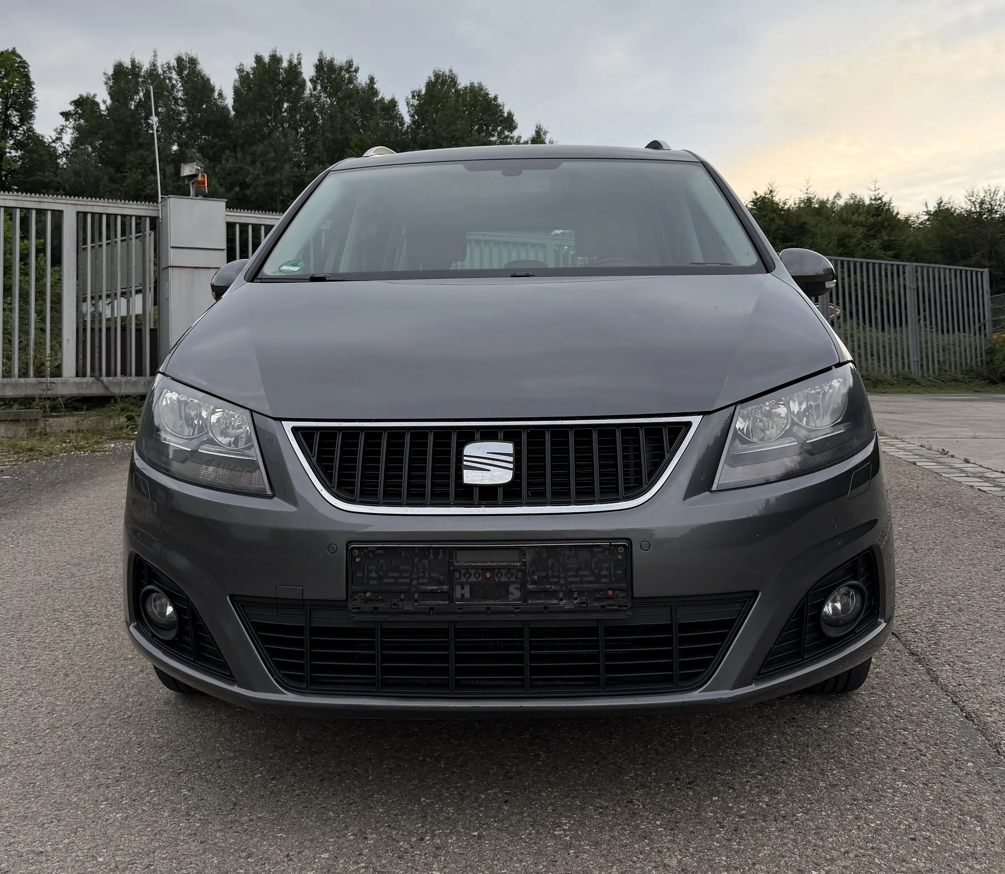 SEAT Alhambra Style Automatik 1.Hand tüv bis 02/28 — photo 4