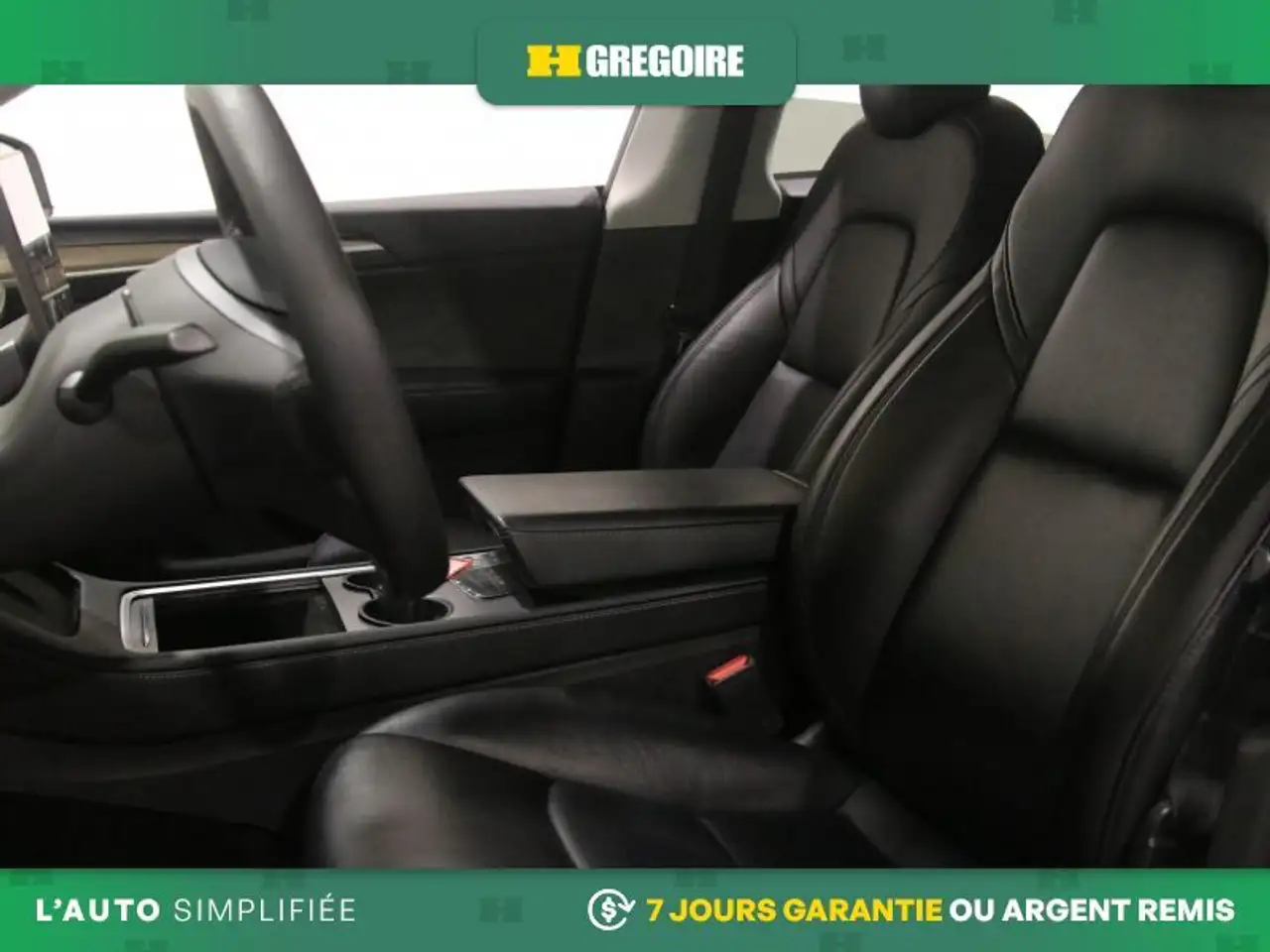Tesla Model Y снимка Tesla Model Y