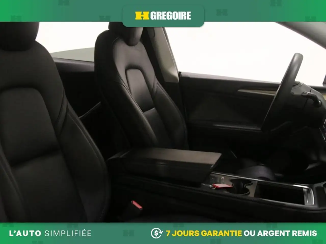 Tesla Model Y снимка Tesla Model Y
