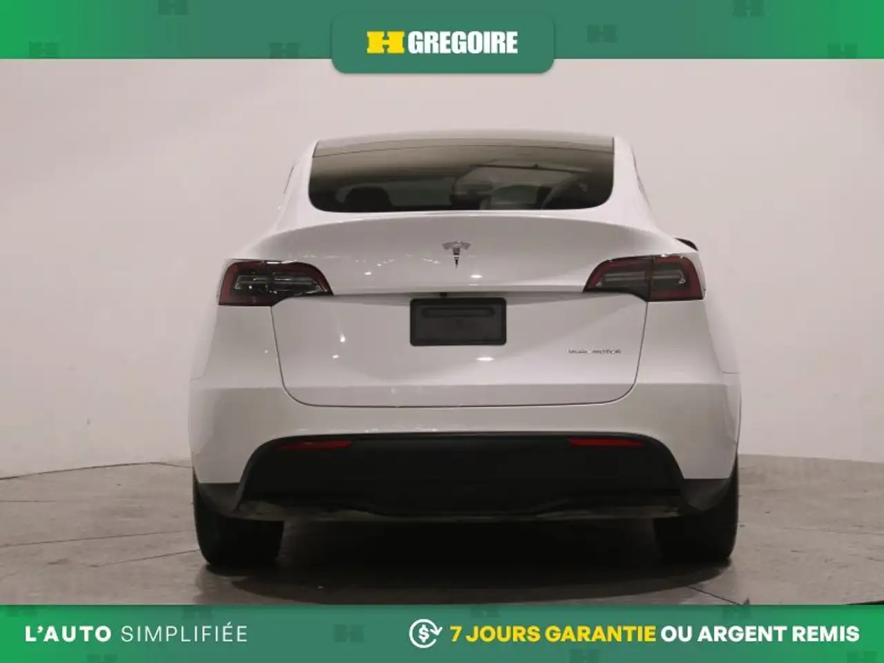 Tesla Model Y снимка Tesla Model Y