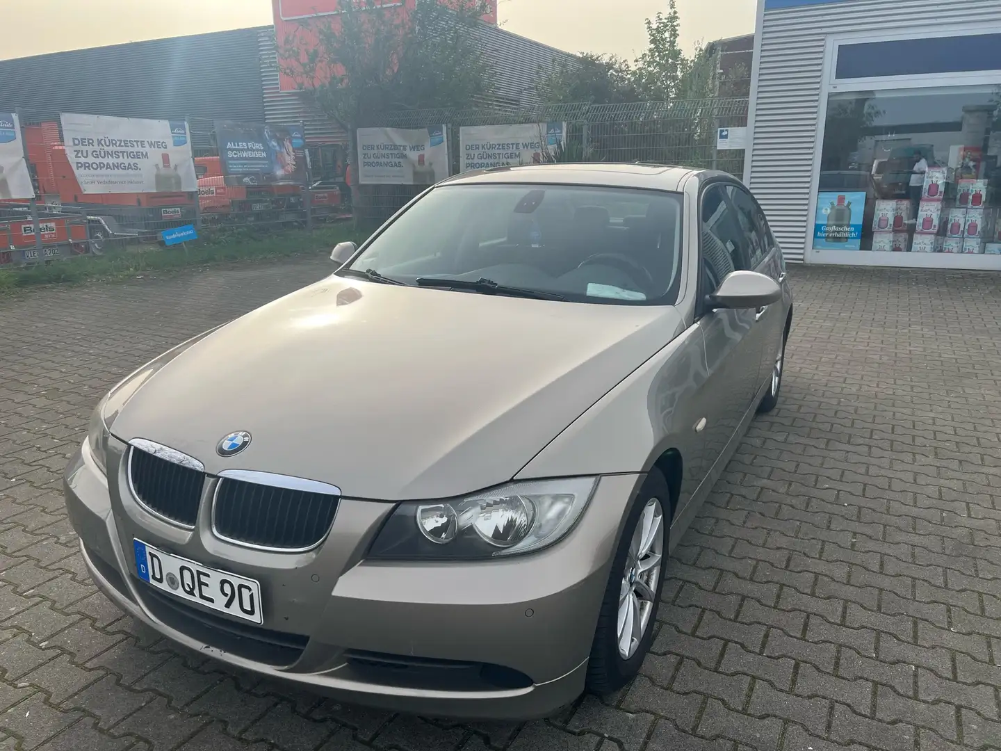 BMW 320 320i Aut. *LPG* Bronze - 1