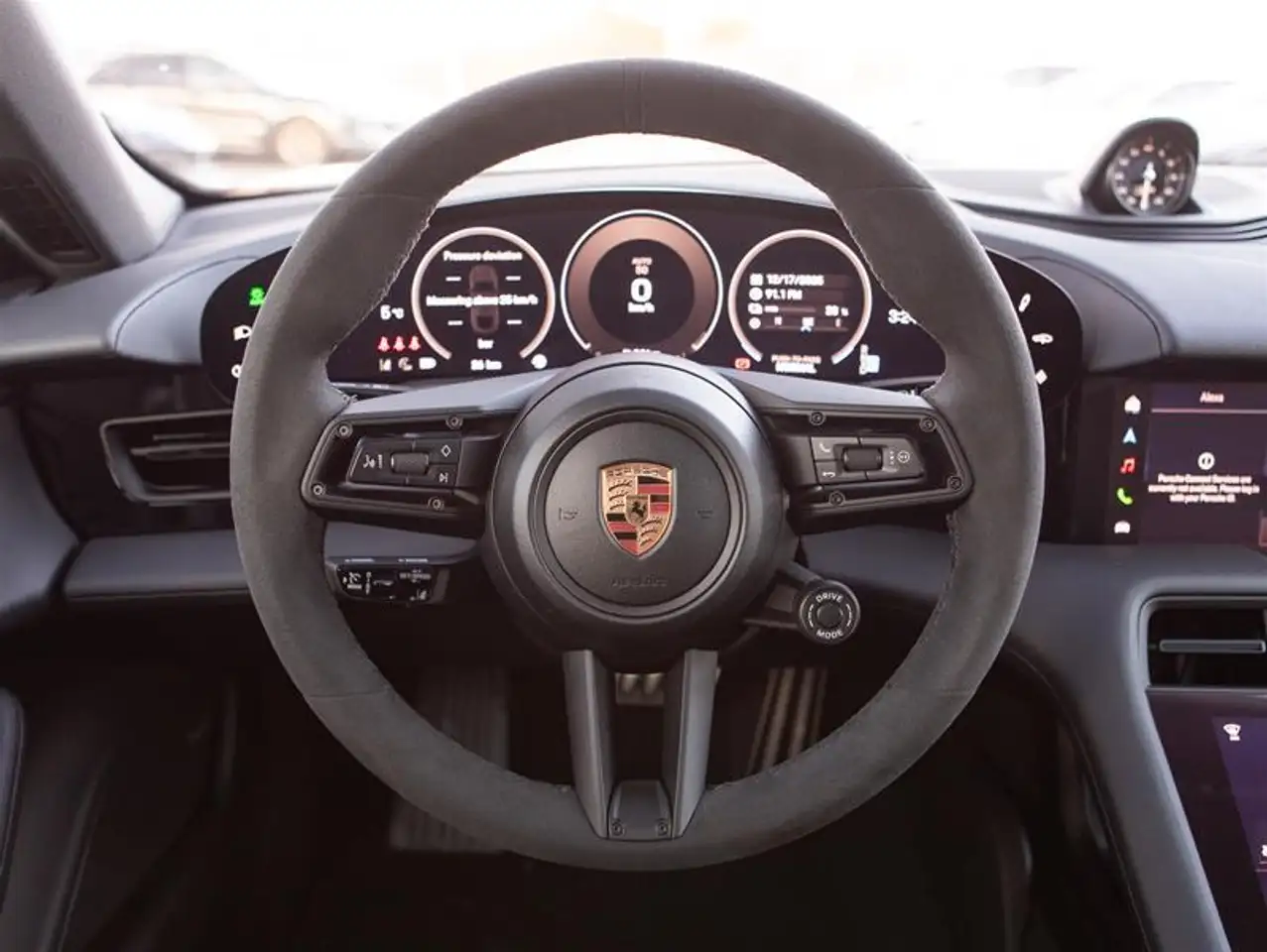 Porsche Taycan снимка Porsche Taycan