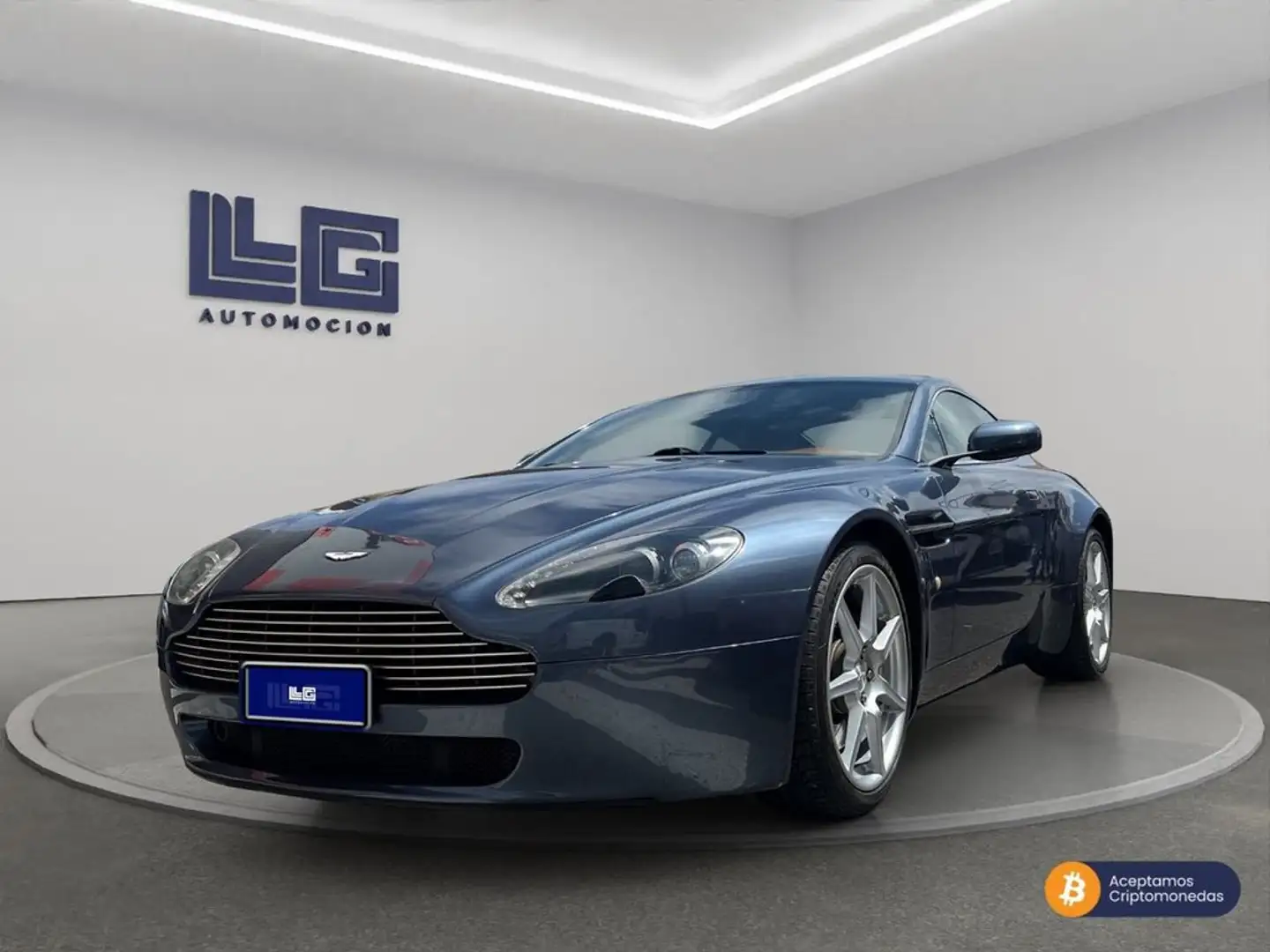 Aston Martin Vantage Coupe Manual Blau - 1