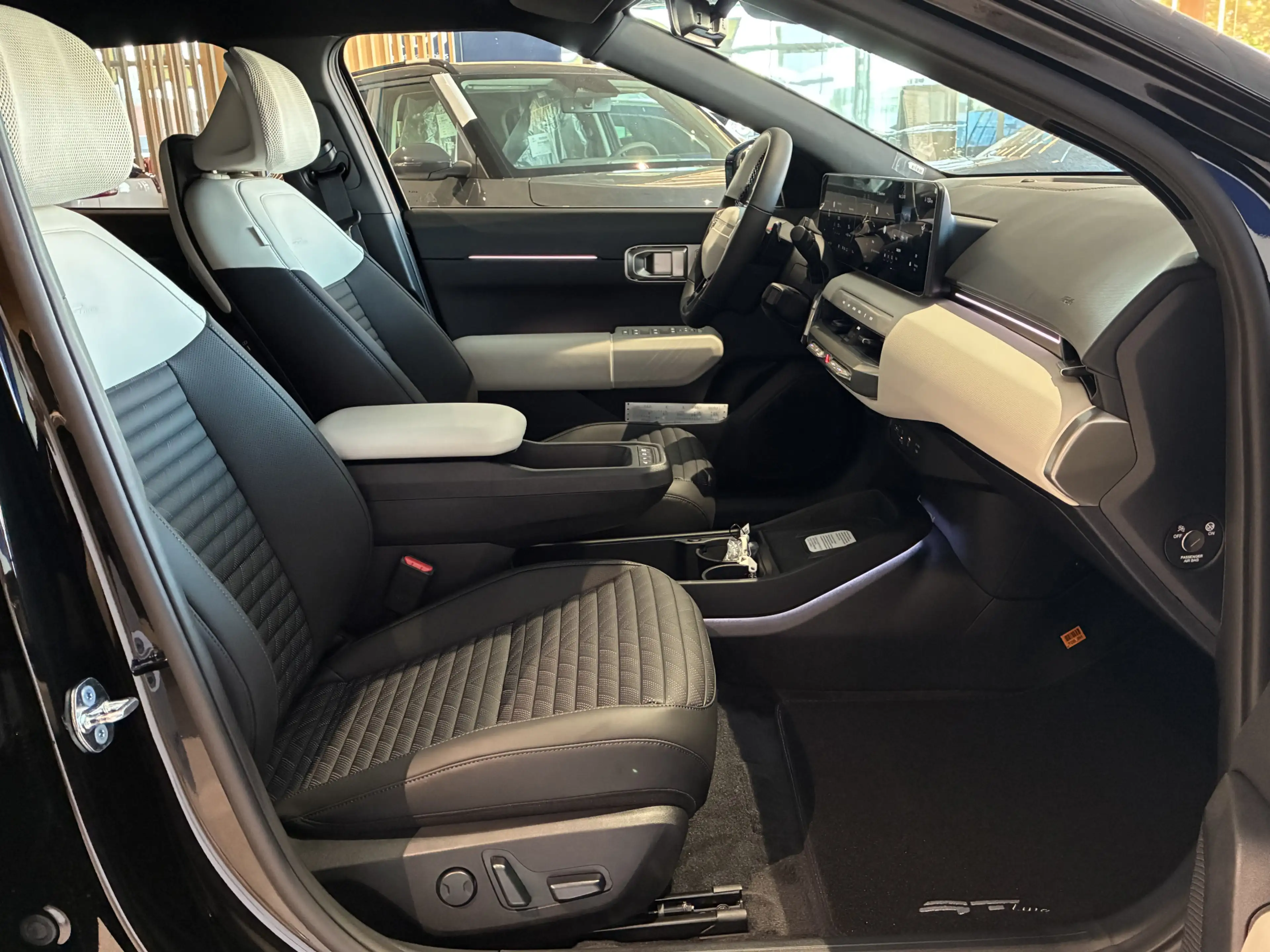 Kia EV4 Fastback GT-Line Business Edition 81.4 kWh NU UIT — photo 10