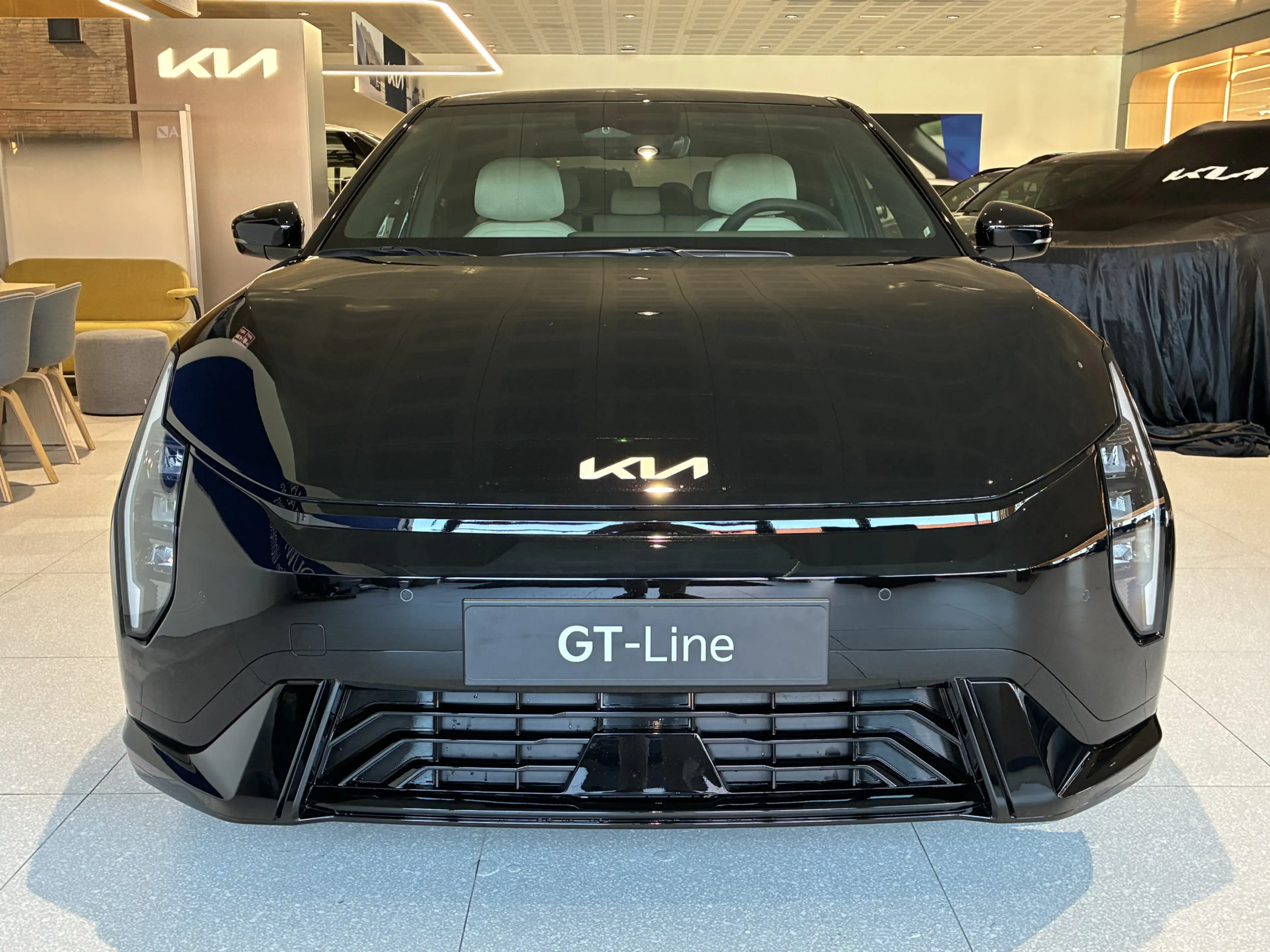 Kia EV4 Fastback GT-Line Business Edition 81.4 kWh NU UIT — photo 8