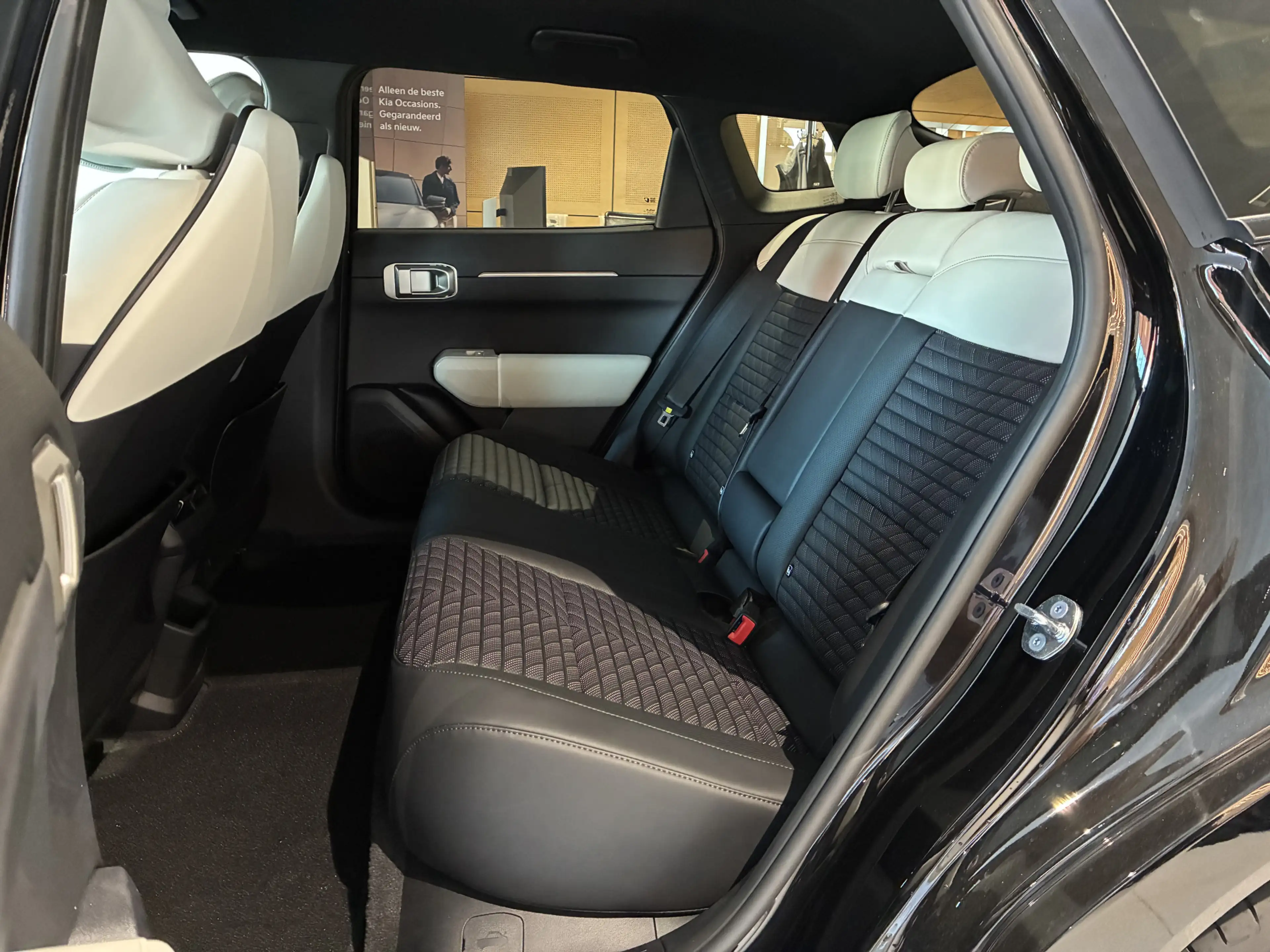 Kia EV4 Fastback GT-Line Business Edition 81.4 kWh NU UIT — photo 12