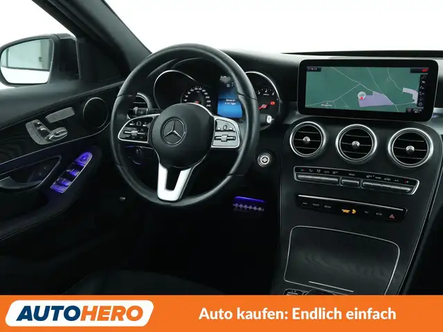 Mercedes-Benz C-Class view 13