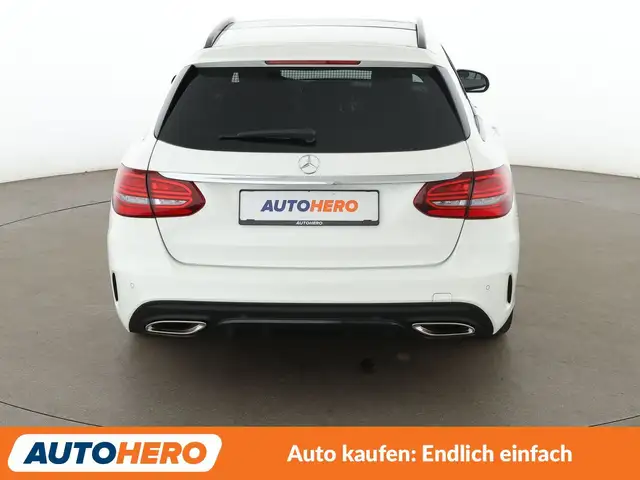 Mercedes-Benz C-Class view 5
