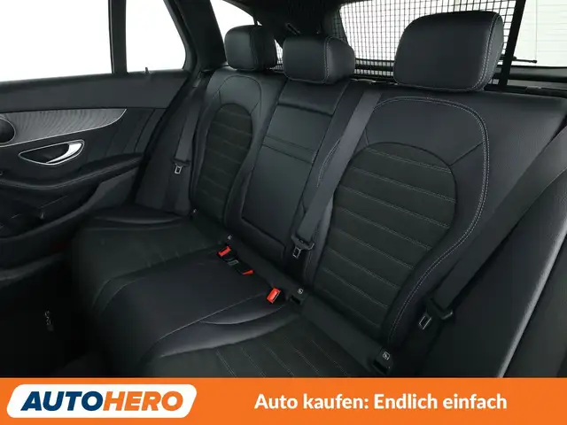 Mercedes-Benz C-Class view 14