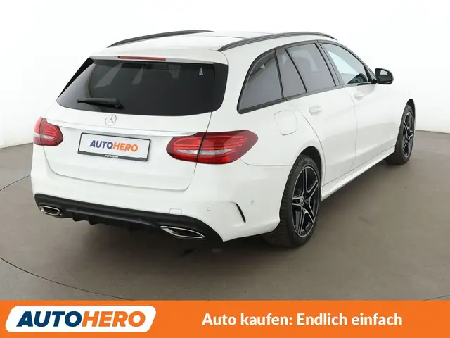 Mercedes-Benz C-Class view 6