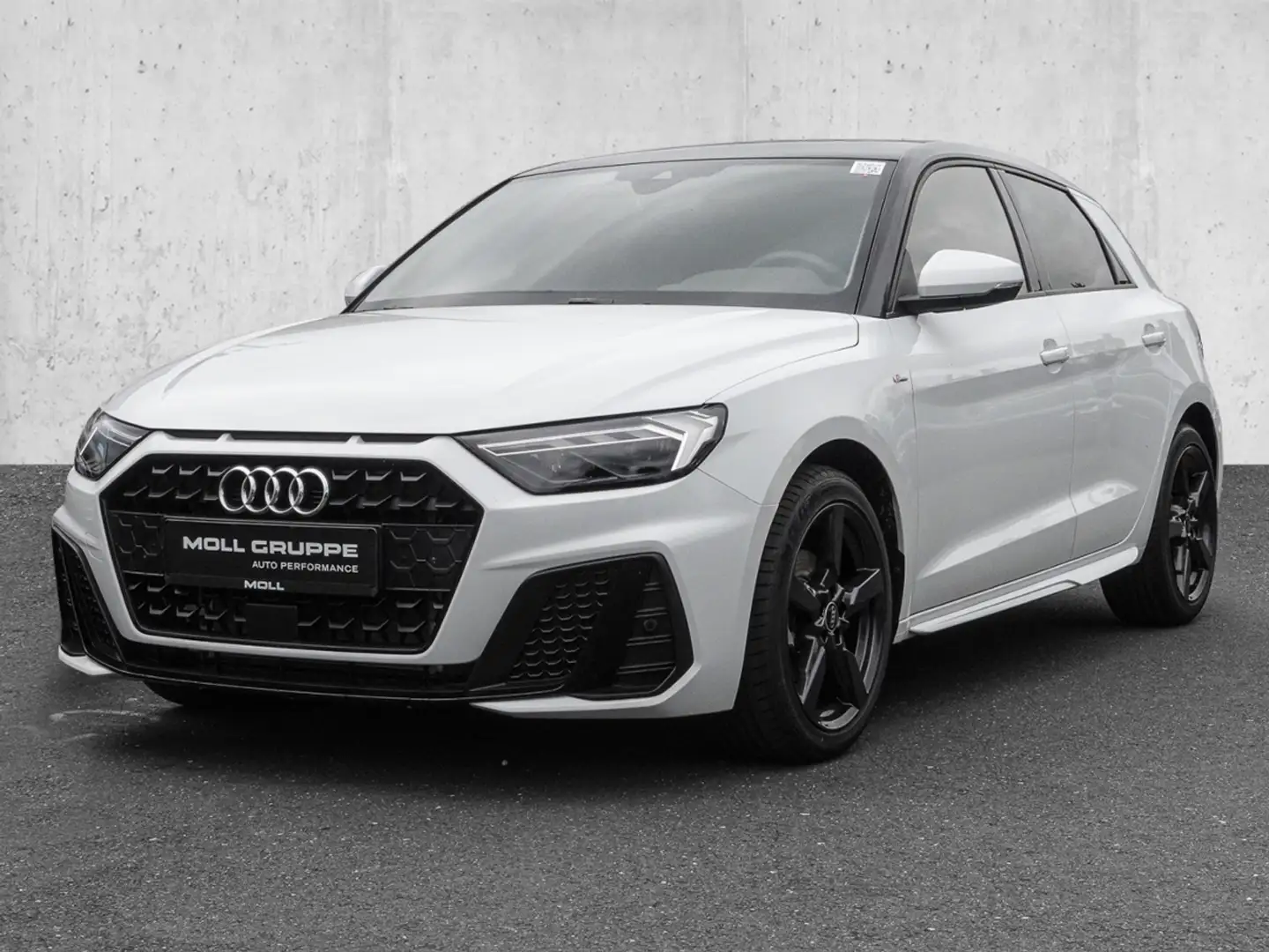 Audi A1 Sportback 30 TFSI S tronic S line NAVI LEDER Black - 2