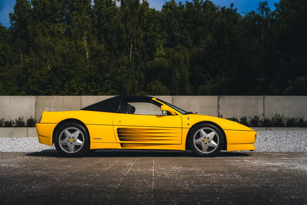 Ferrari 348 Spider / Giallo Fer / Original Paint, foto 5